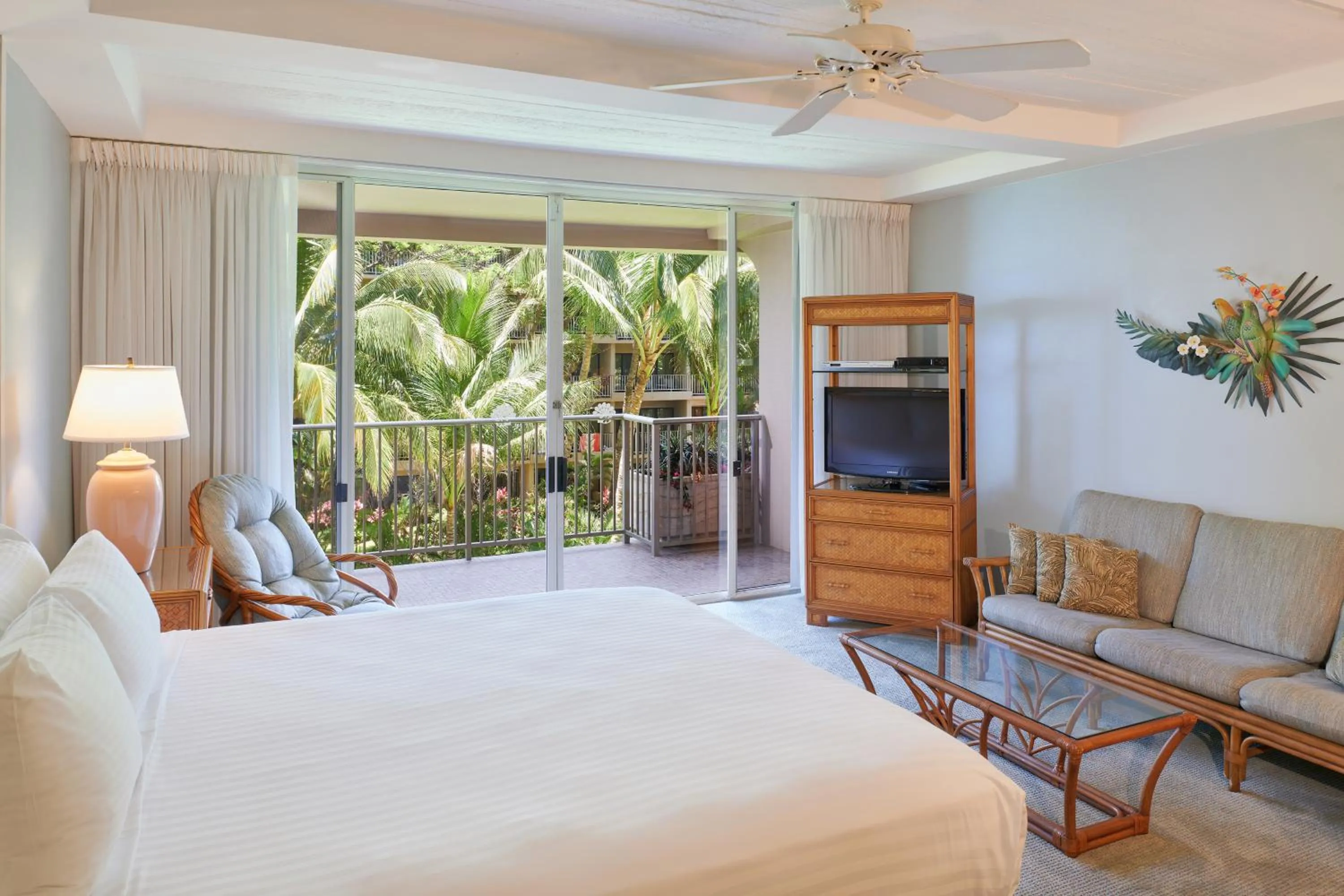 Bed in Aston at The Whaler on Kaanapali Beach