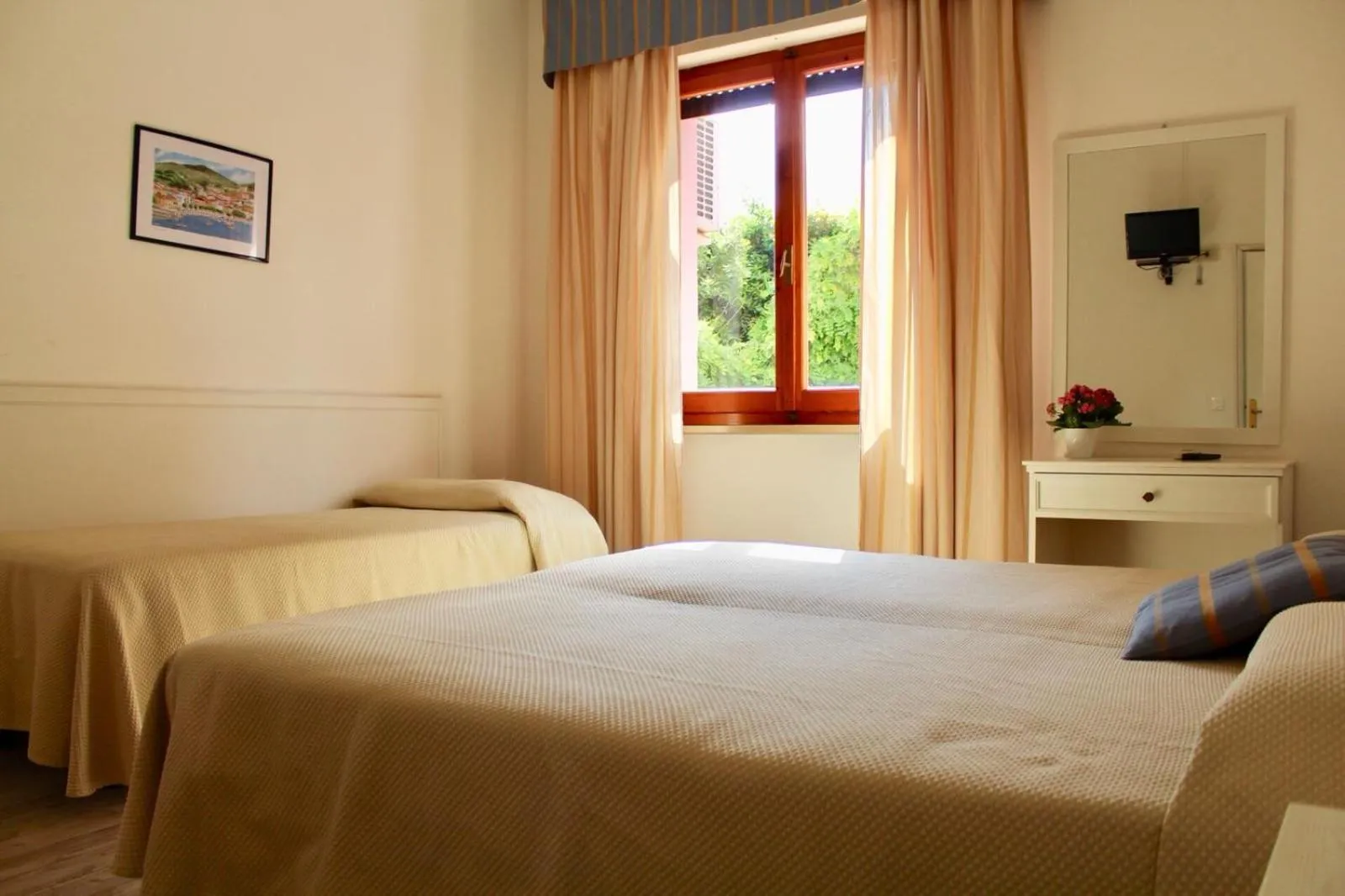 Inner courtyard view in Hotel Marinella