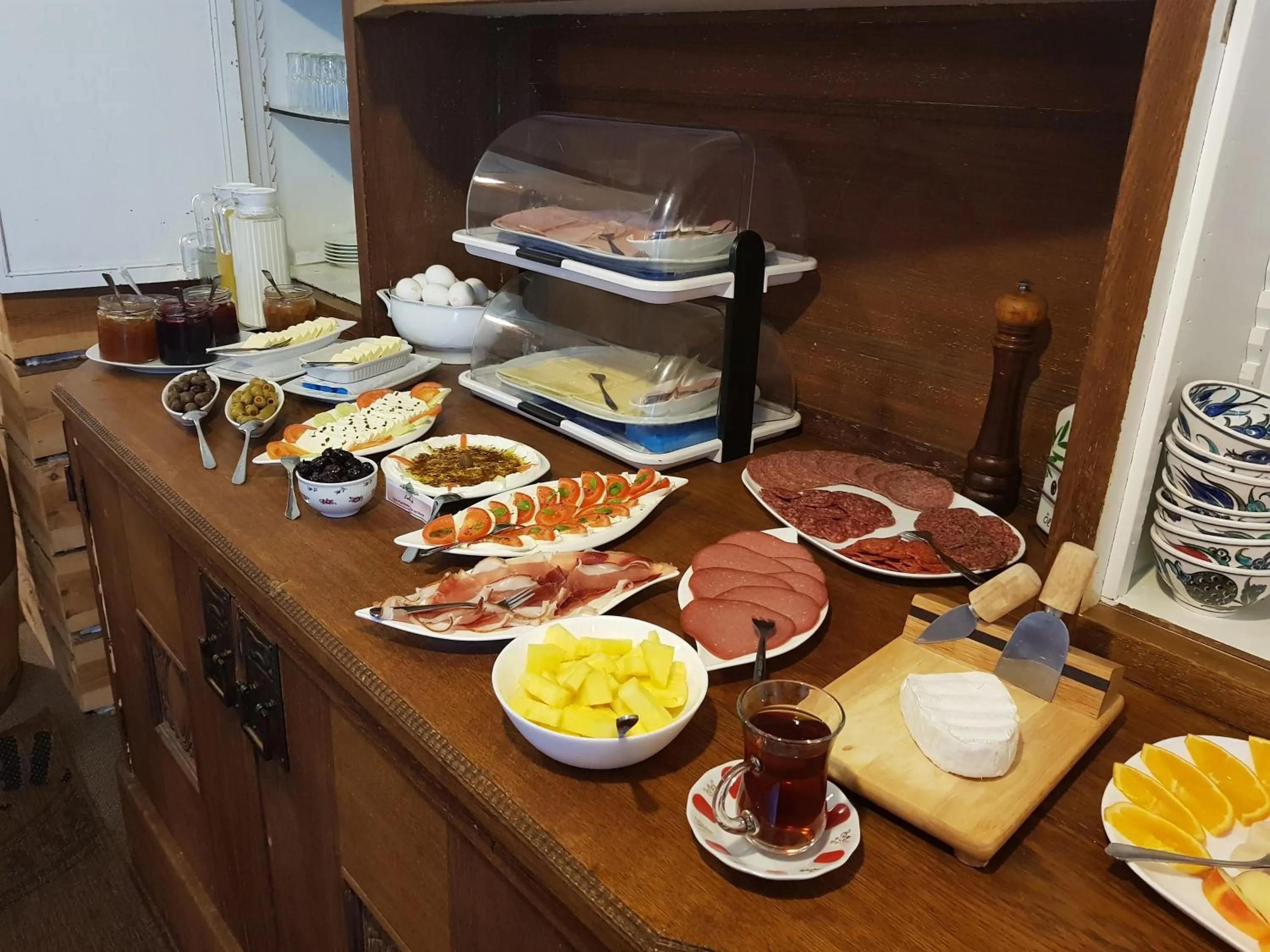 Buffet breakfast in Hotel Restaurant Toscana Naumburg