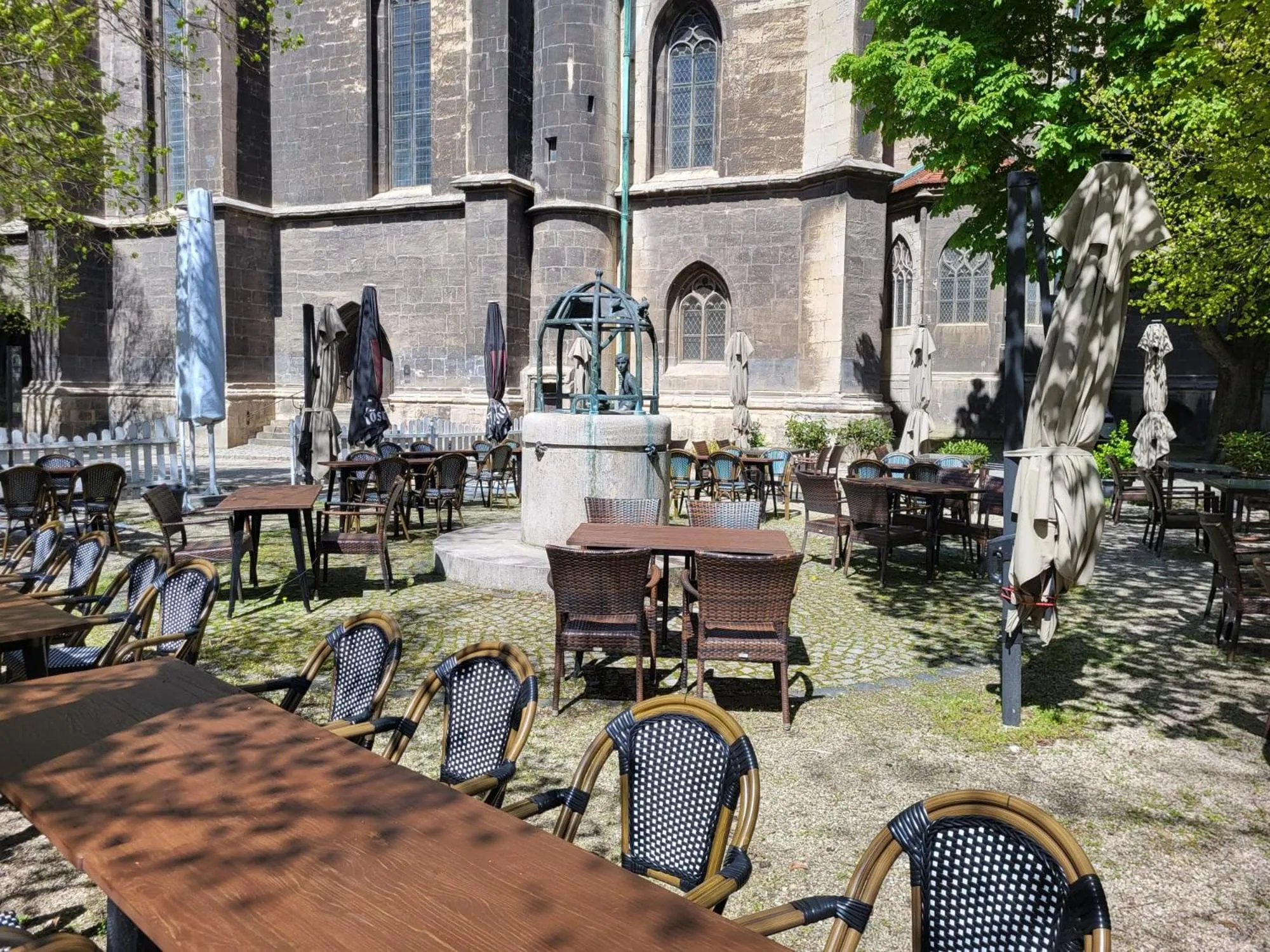 Restaurant/places to eat in Hotel Restaurant Toscana Naumburg