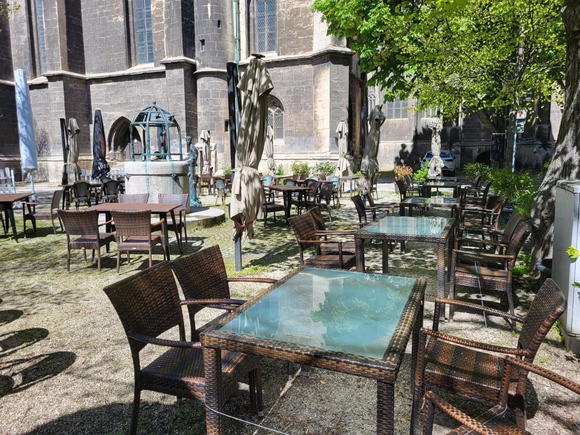 Restaurant/places to eat in Hotel Restaurant Toscana Naumburg