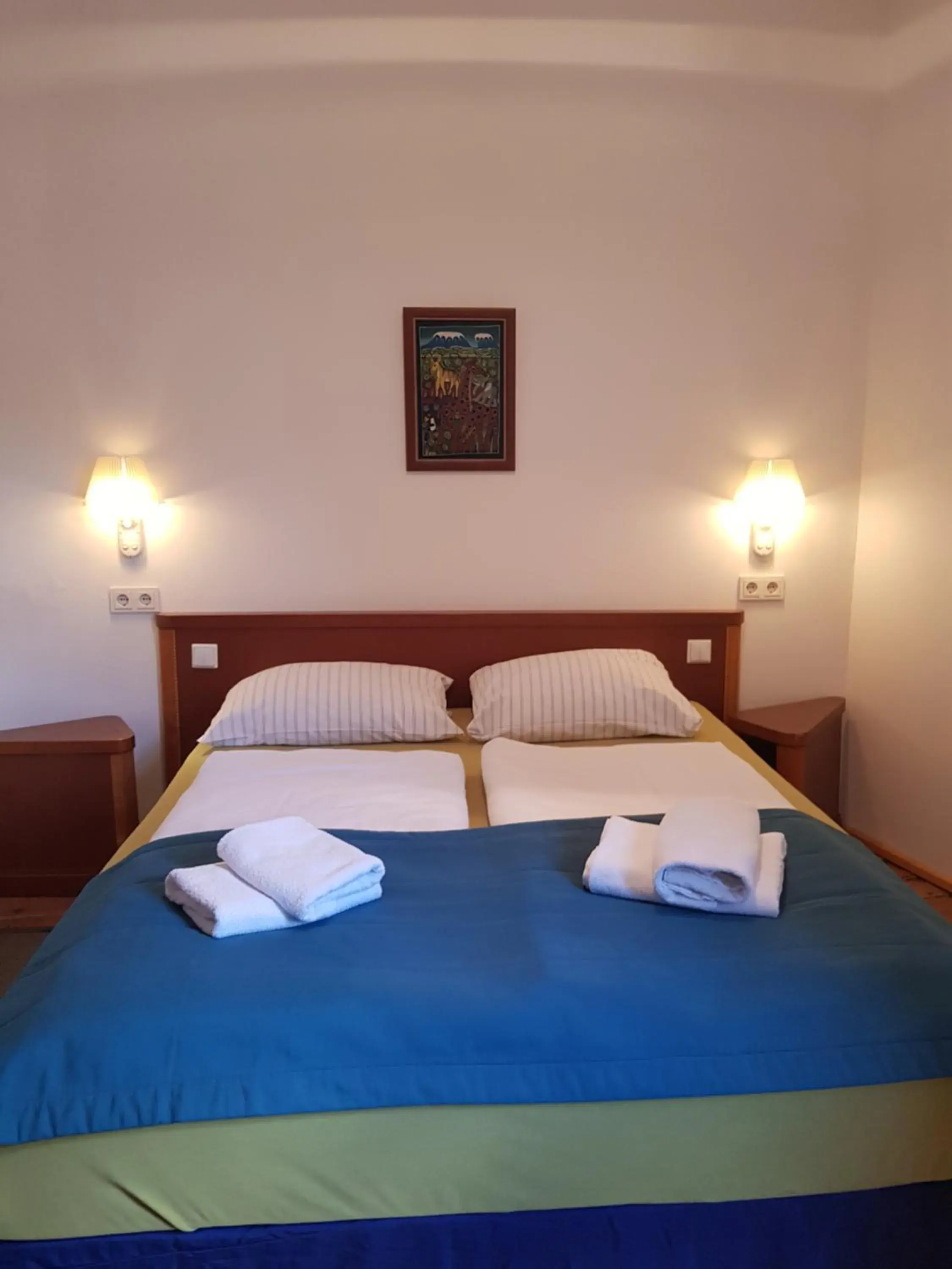 Twin Room in Hotel Restaurant Toscana Naumburg Twin Room in Hotel Restaurant Toscana Naumburg