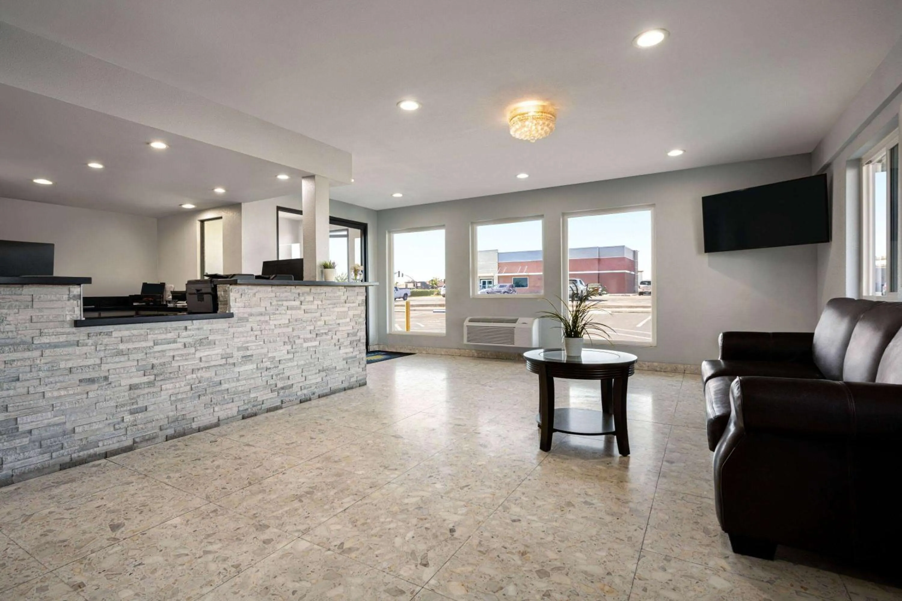 Lobby or reception in Days Inn by Wyndham Fresno South