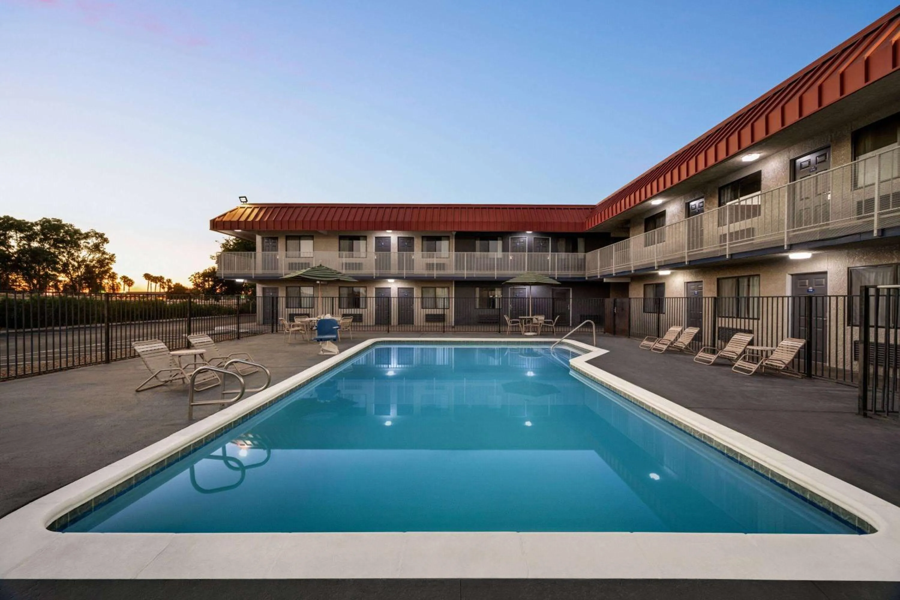 Swimming pool in Days Inn by Wyndham Fresno South
