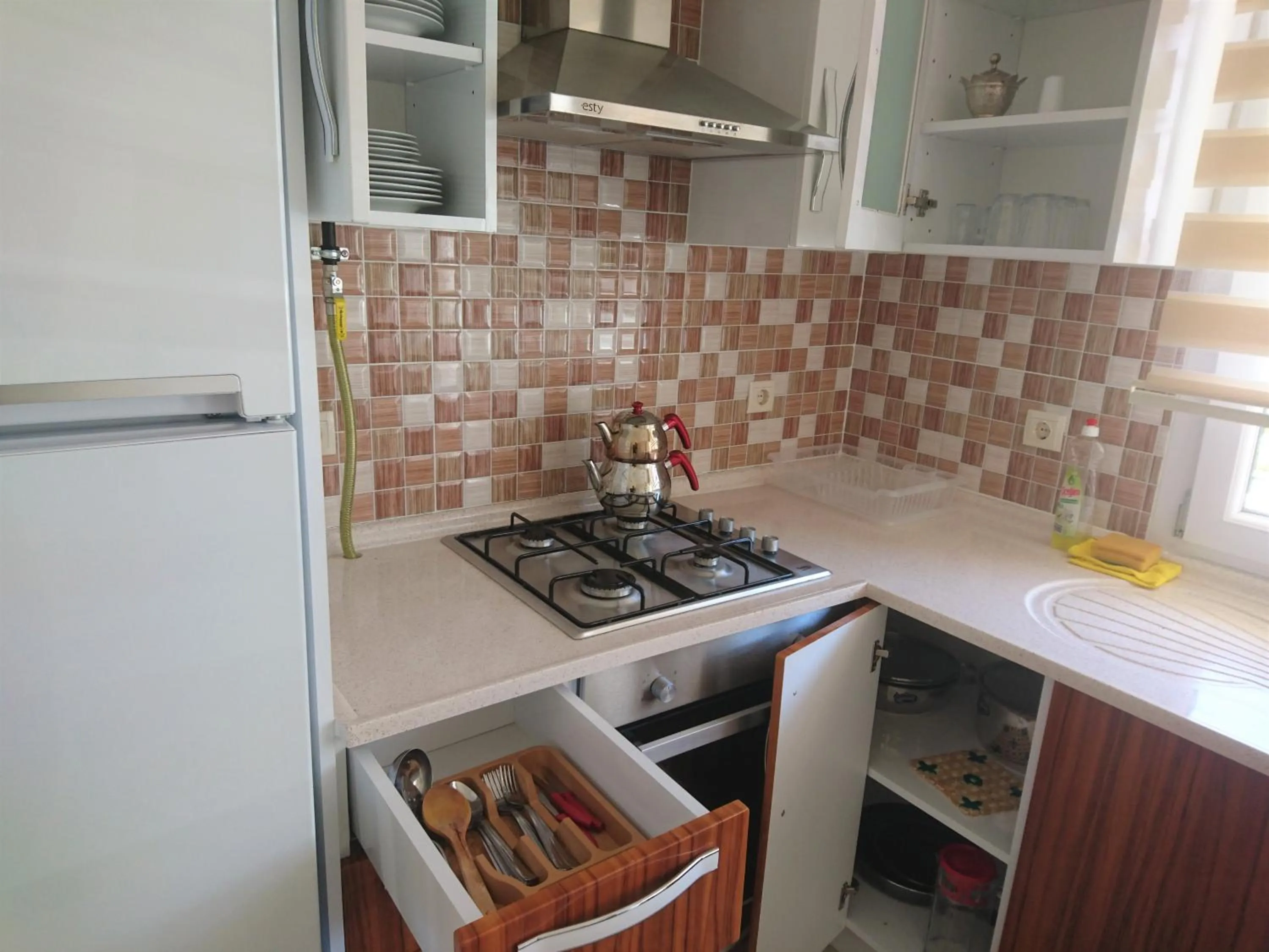 Coffee/tea facilities in Cerrahpasa Apart Hotel