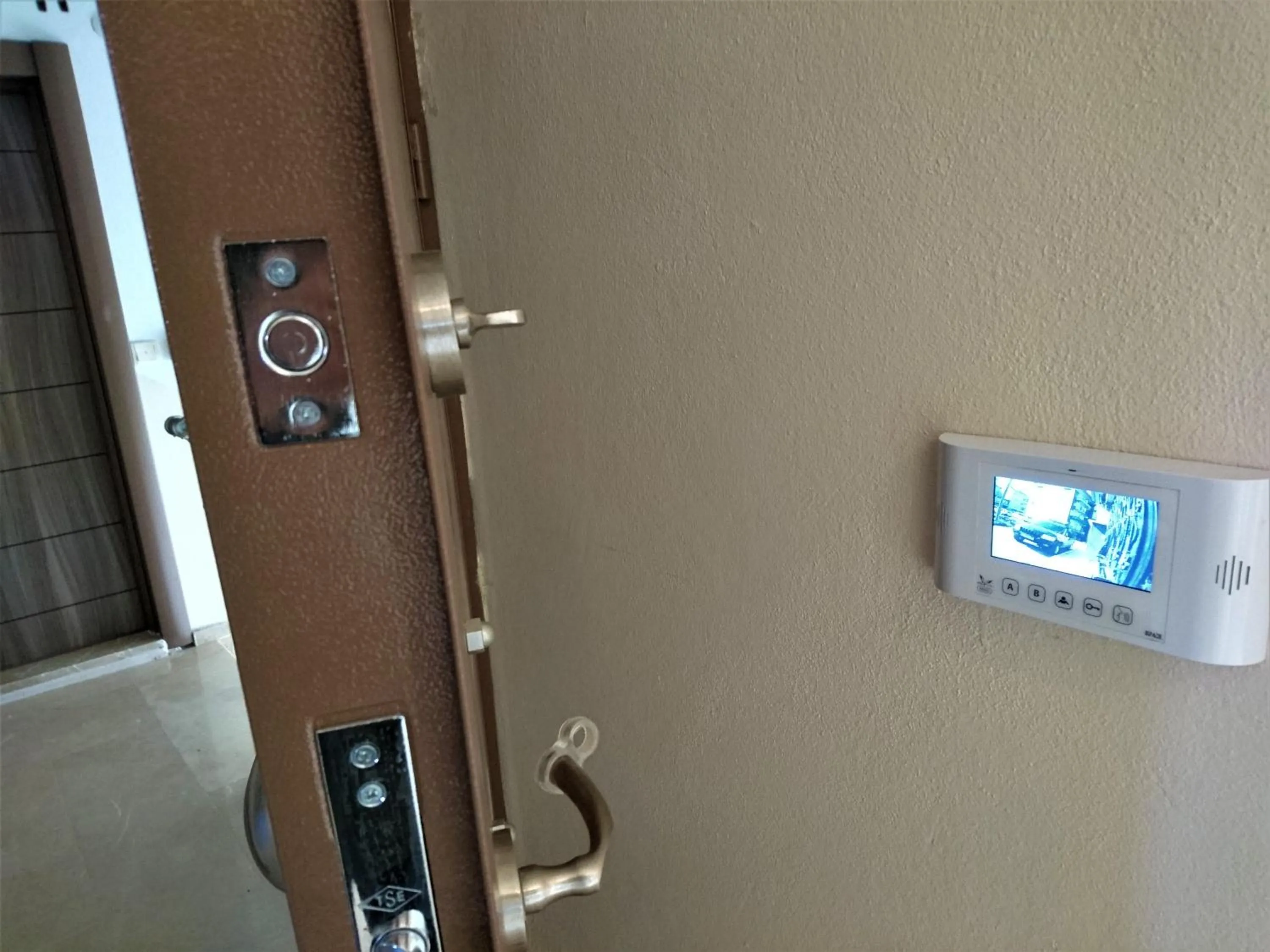 TV and multimedia in Cerrahpasa Apart Hotel