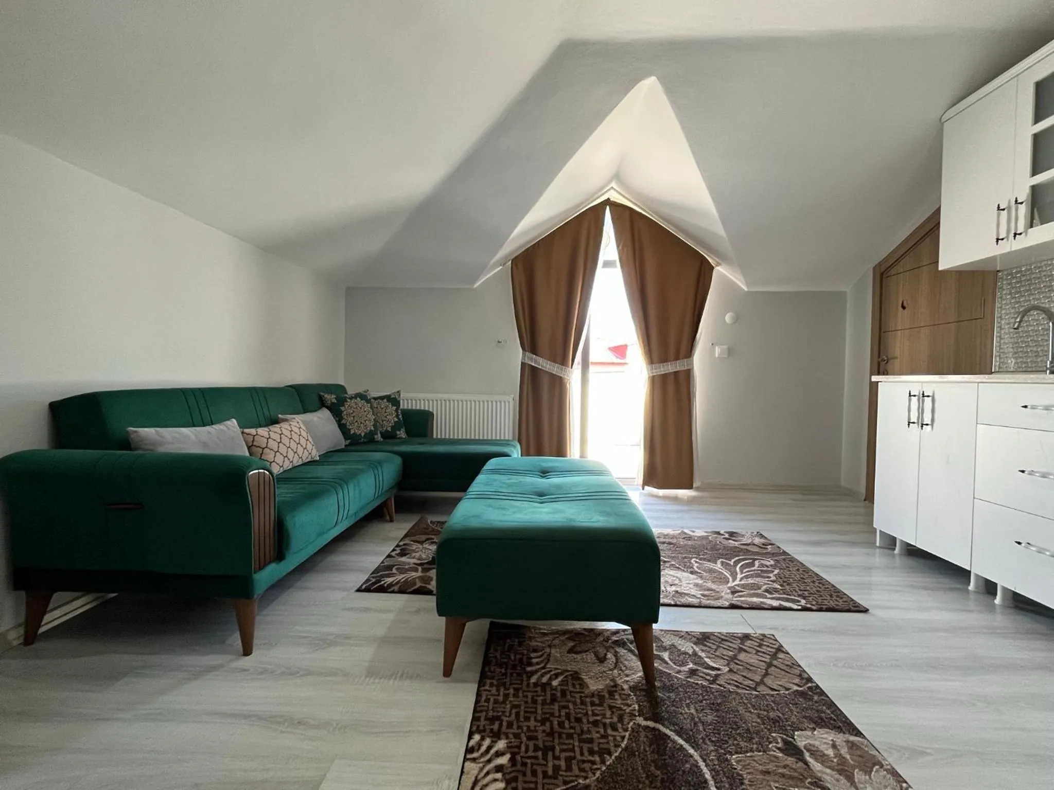 Living room in Cerrahpasa Apart Hotel