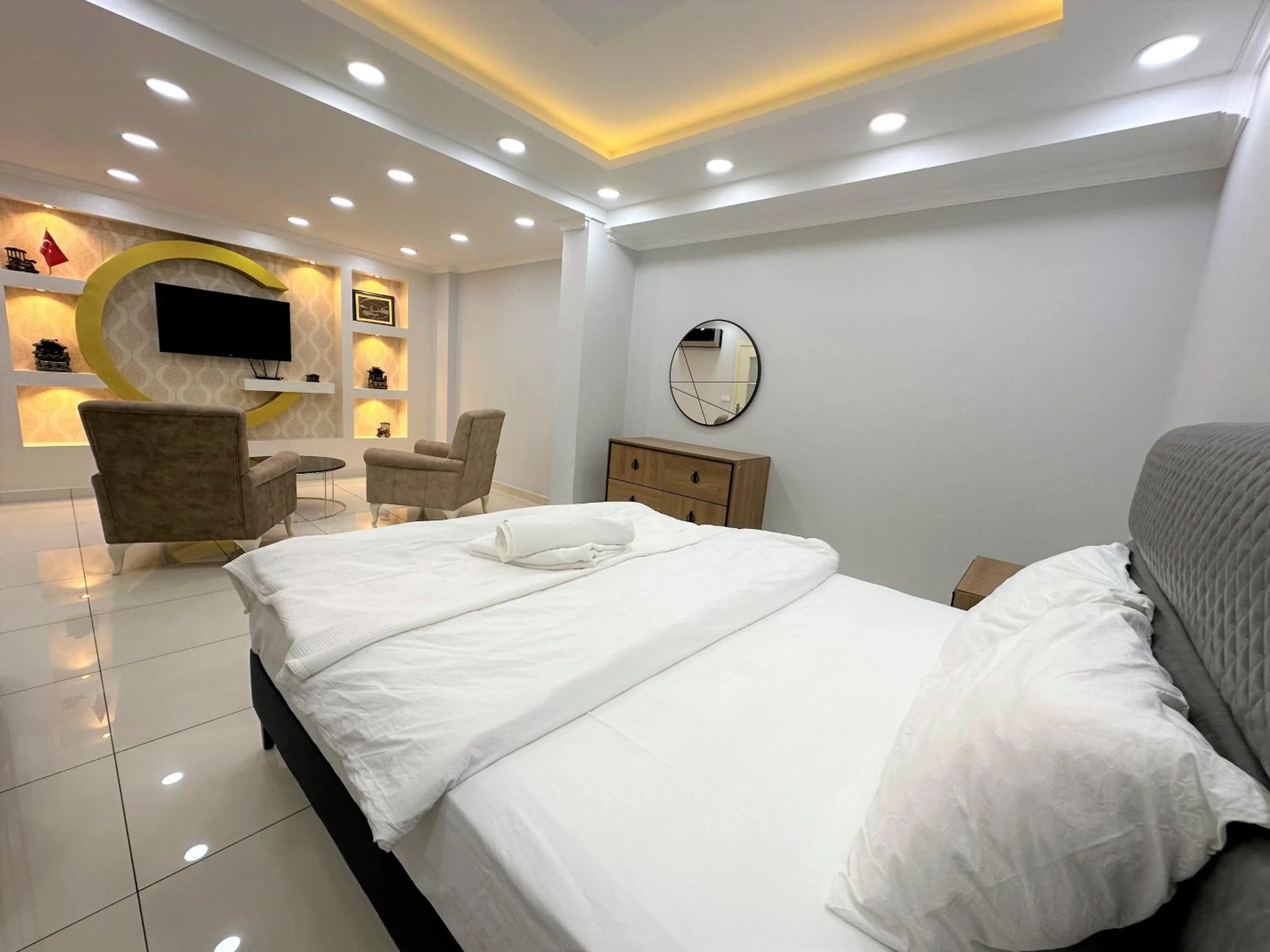 TV and multimedia in Cerrahpasa Apart Hotel