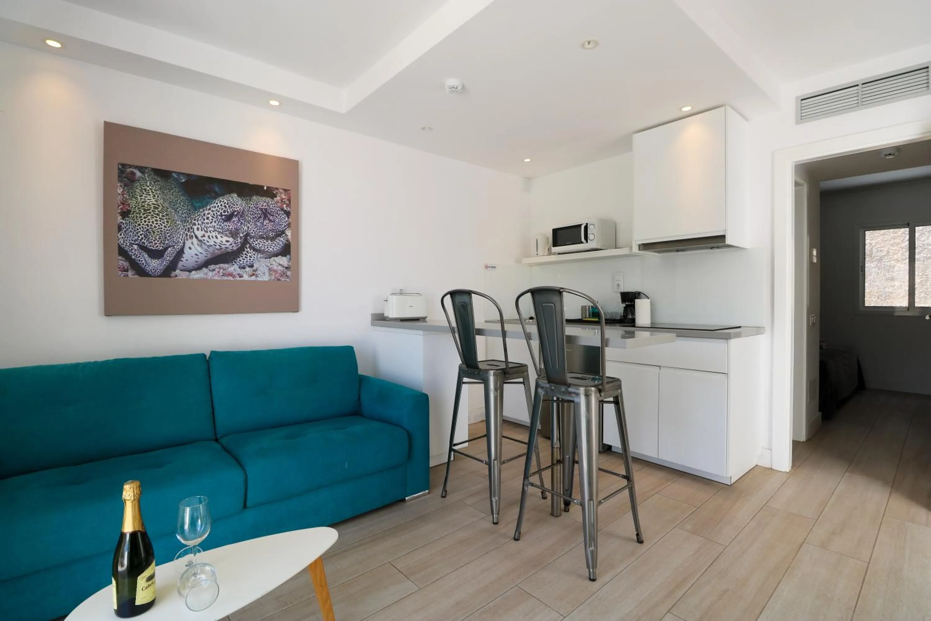 Kitchen or kitchenette in Calypso Boutique Apartments - Ceased Trading