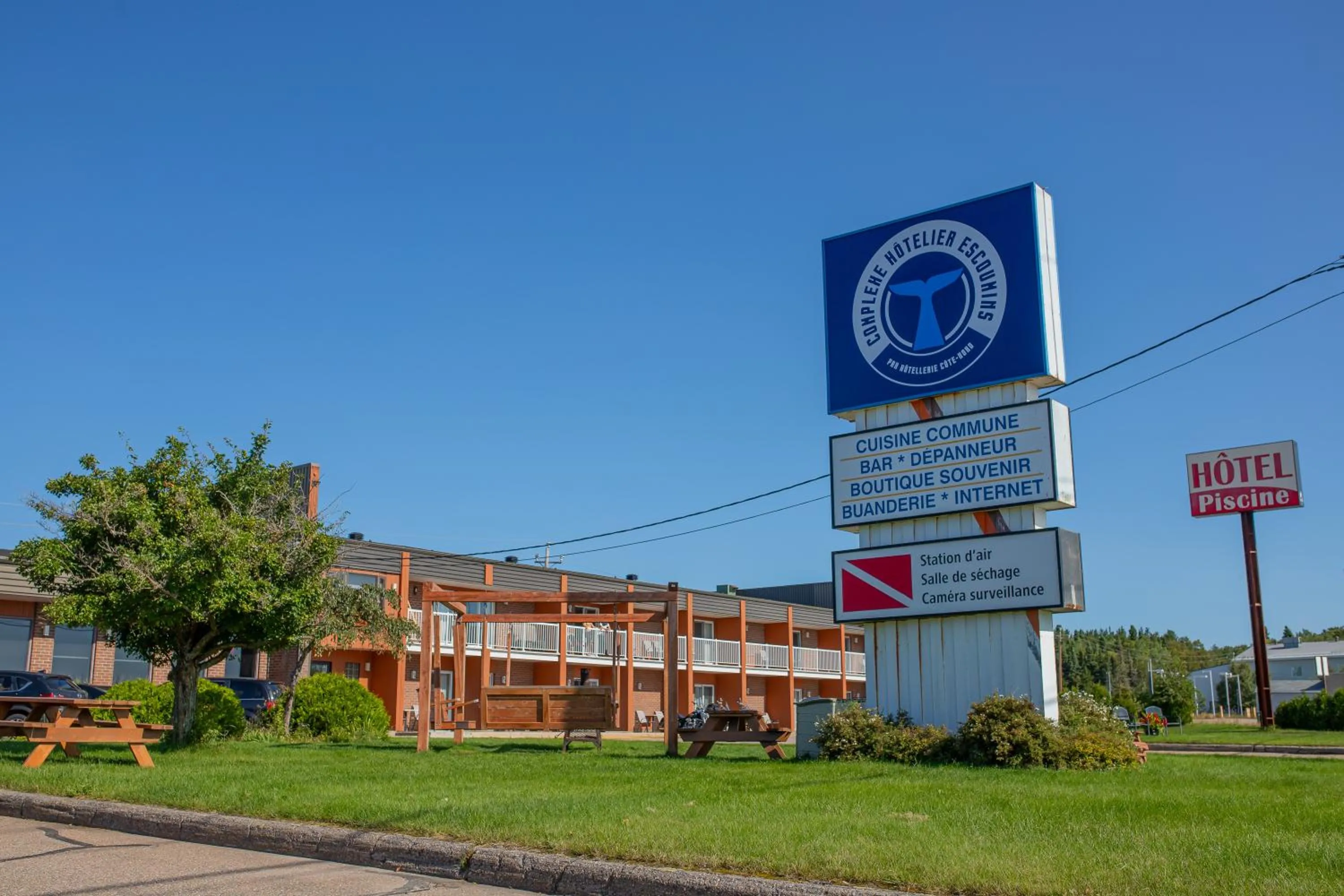 Property logo or sign in Complexe Hotelier Escoumins