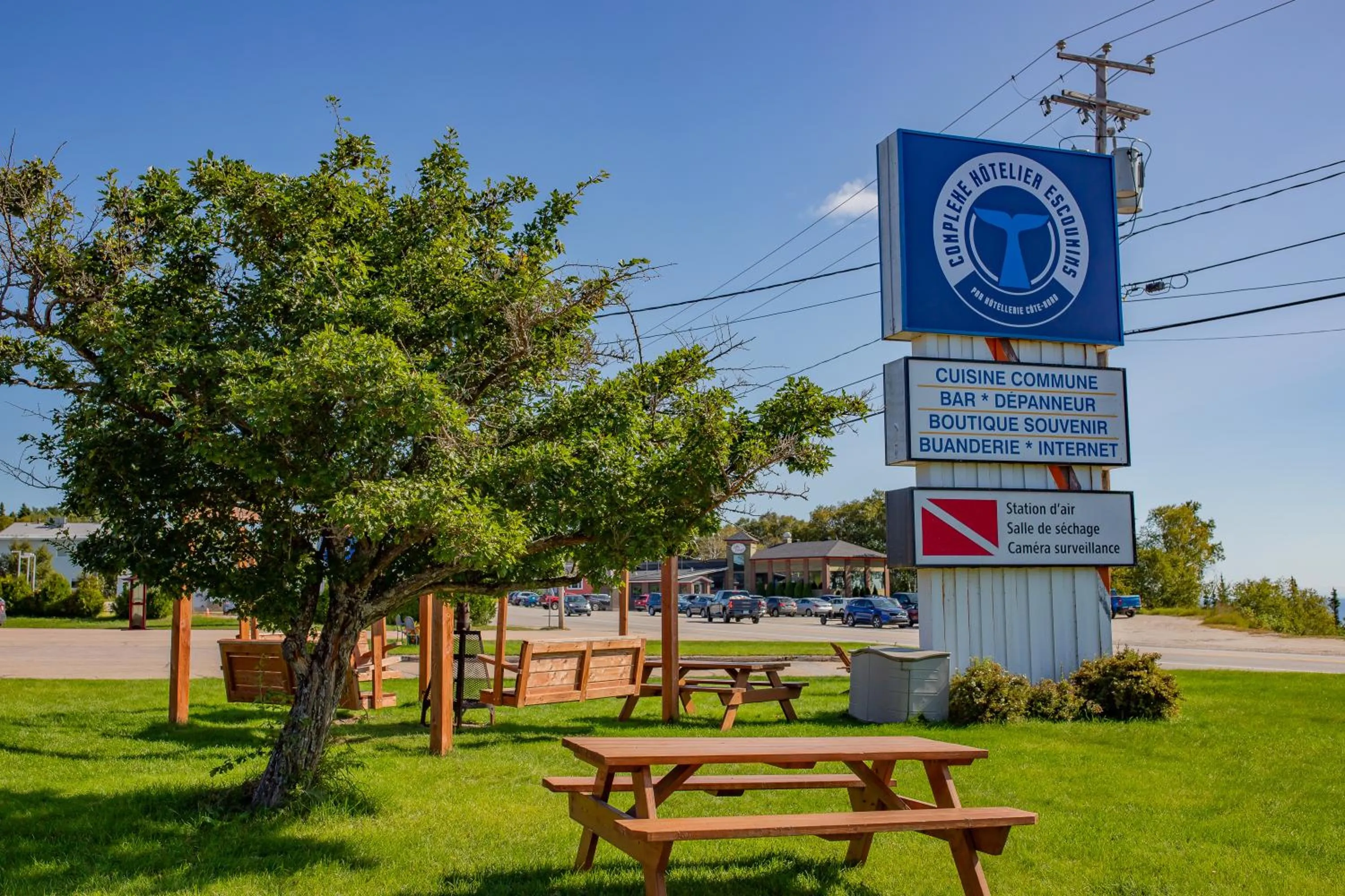 Restaurant/places to eat in Complexe Hotelier Escoumins