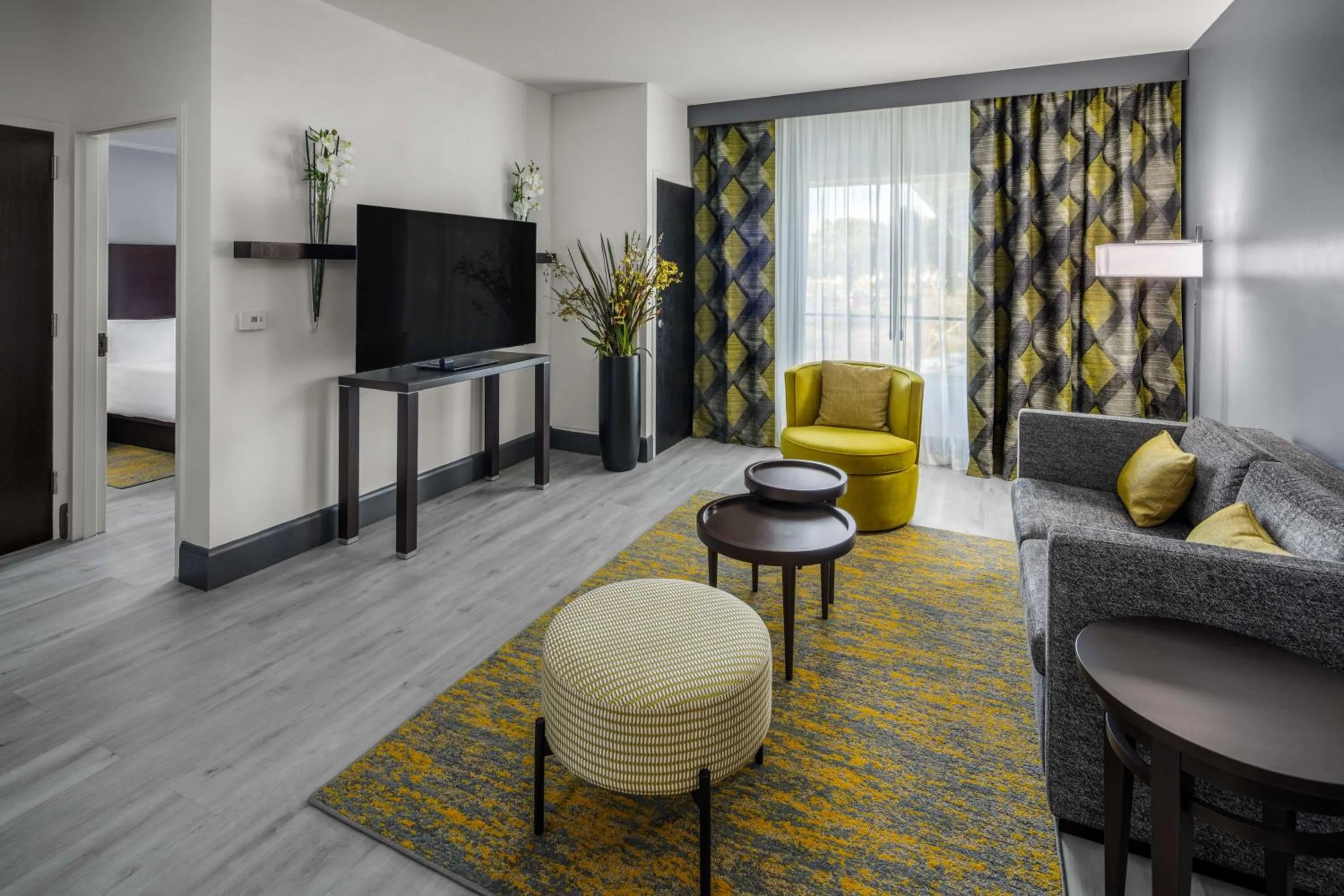 Living room in Holiday Inn Sarasota-Airport