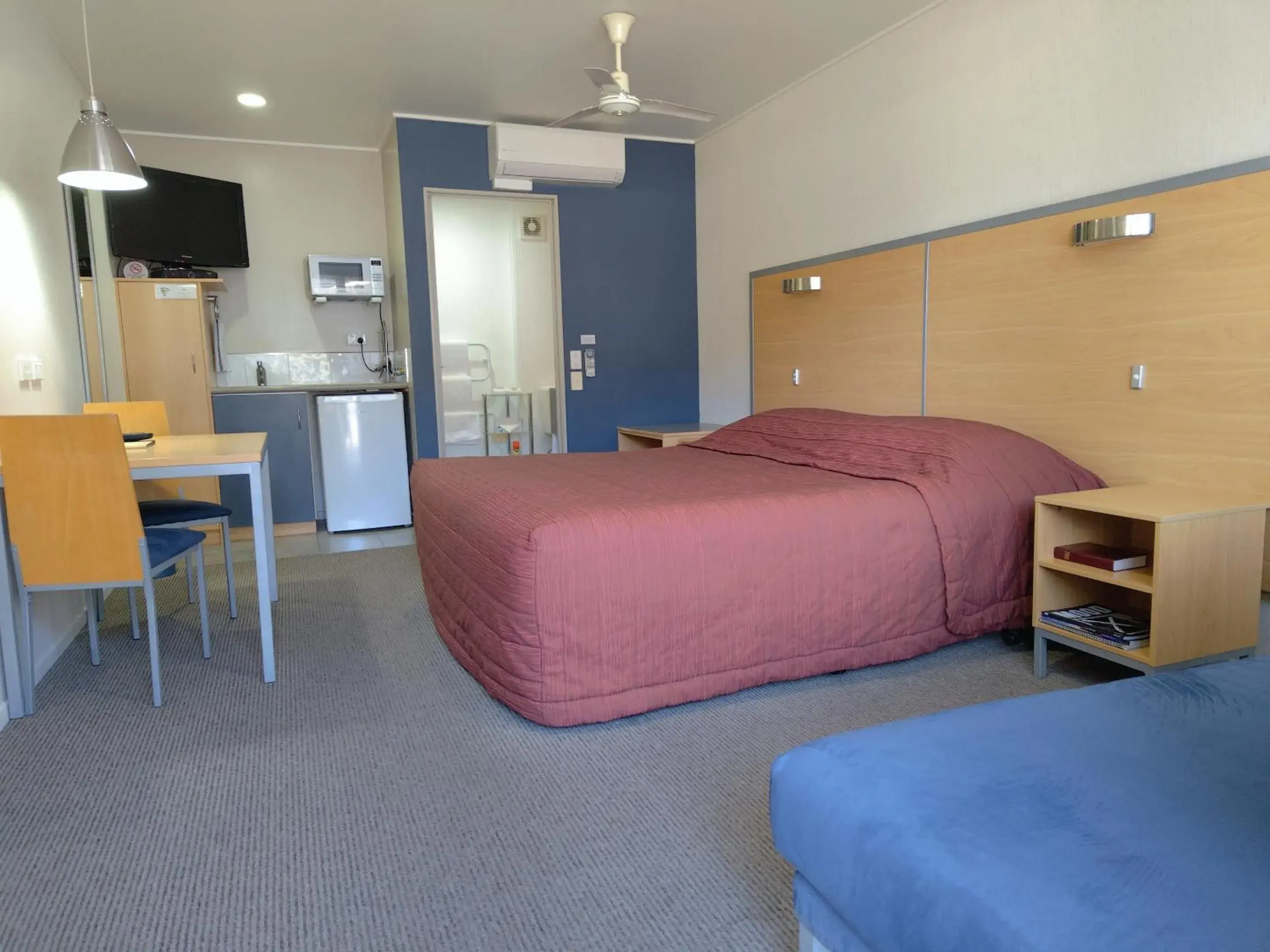 Standard Studio in Landmark Manor Standard Studio in Landmark Manor