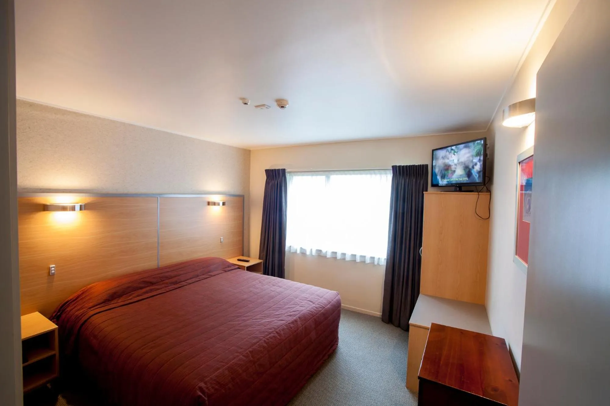 Bedroom, Bed in Landmark Manor