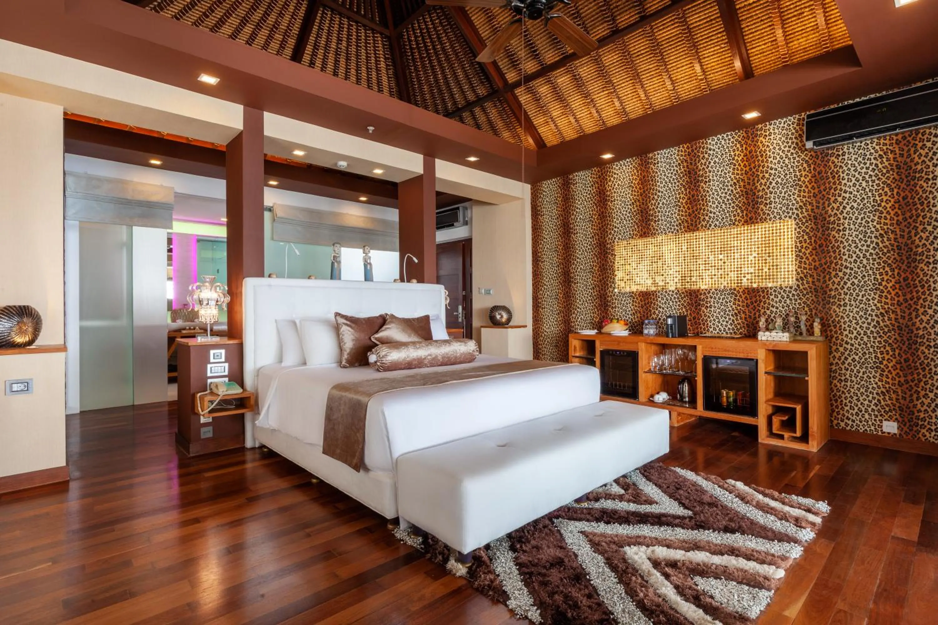 Bedroom, Bed in Seven Secrets by Hanging Gardens