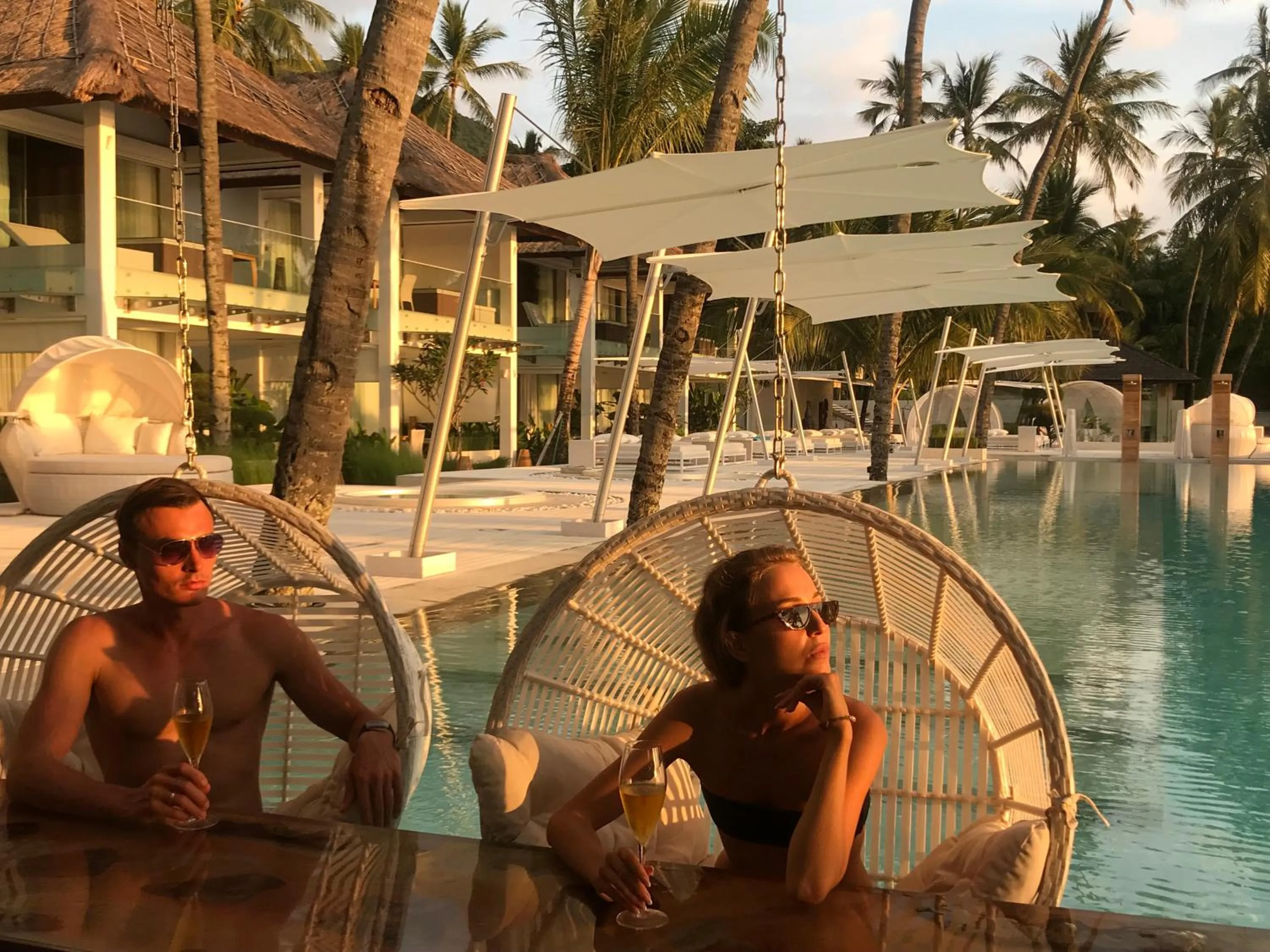 Lounge or bar in Seven Secrets by Hanging Gardens