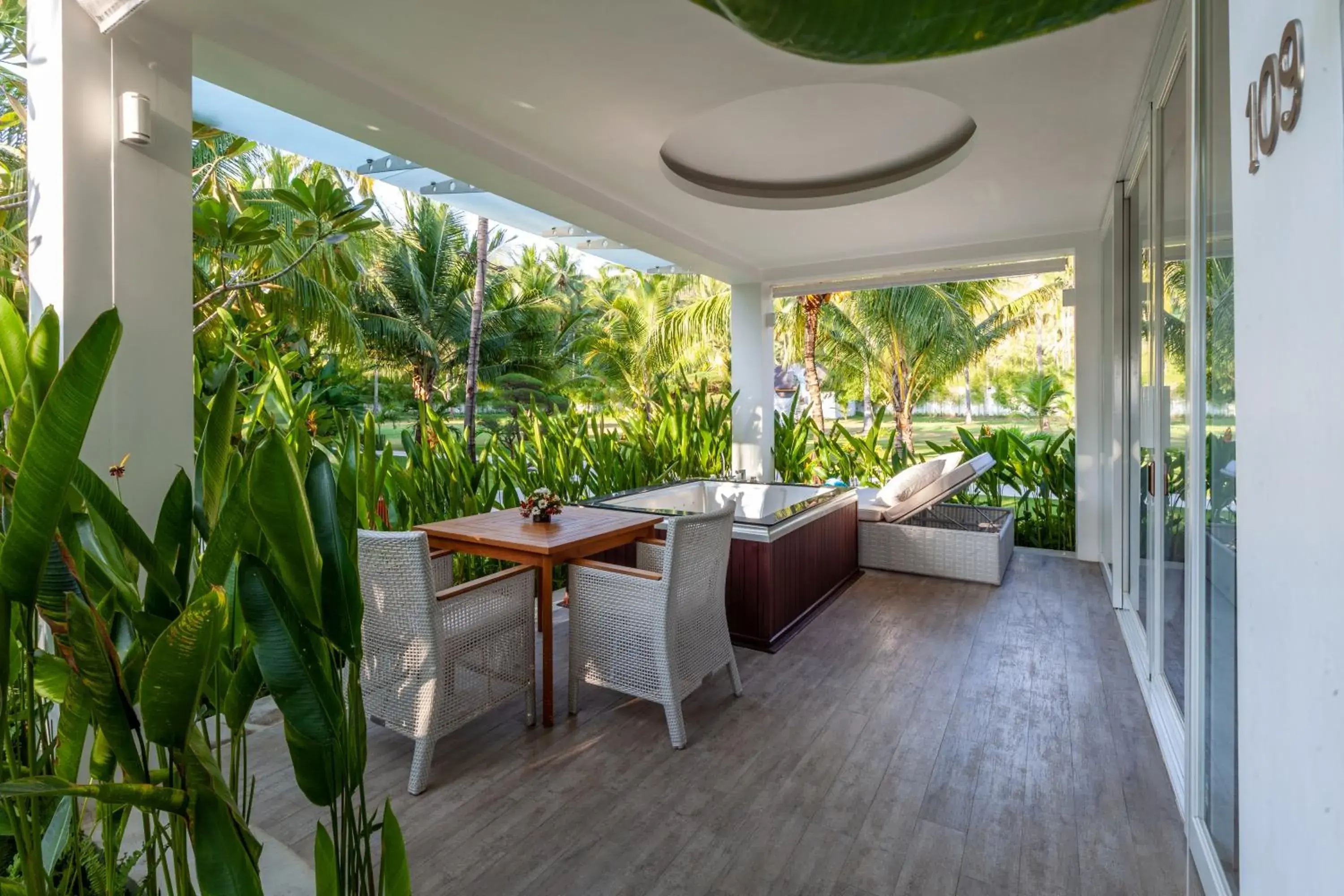 6-Bedrooms Panoramic Pavilion Suite in Seven Secrets by Hanging Gardens 6-Bedrooms Panoramic Pavilion Suite in Seven Secrets by Hanging Gardens