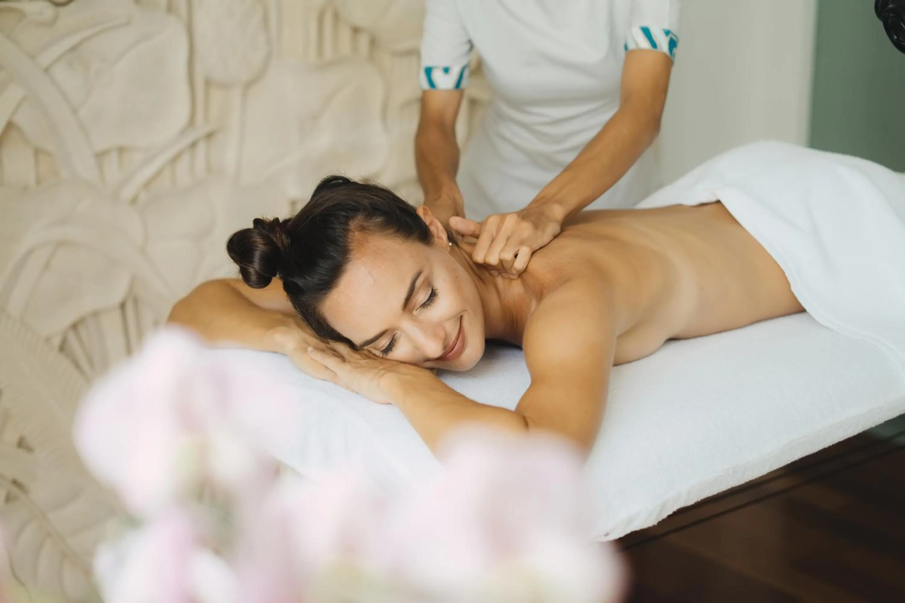 Hot Tub in Seven Secrets by Hanging Gardens