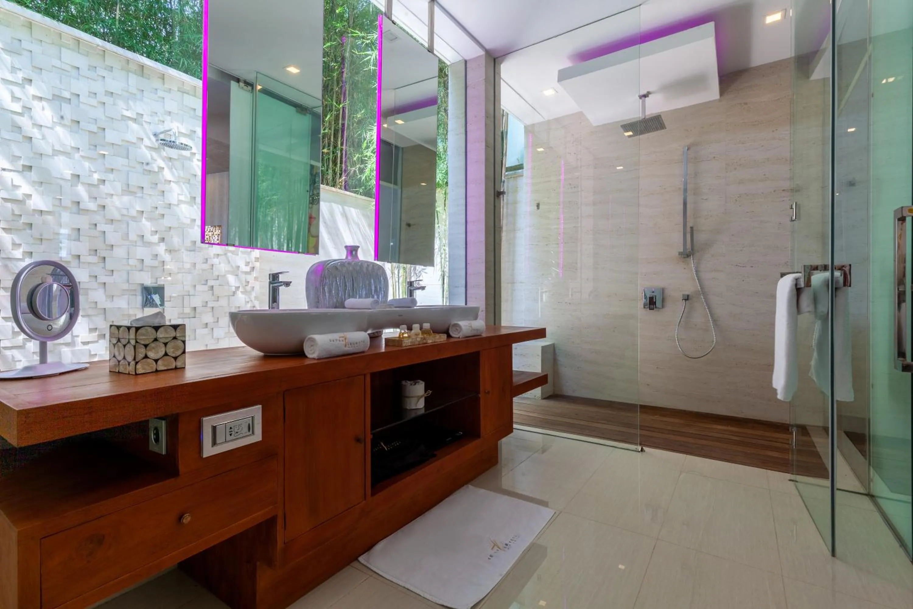 Bathroom in Seven Secrets by Hanging Gardens