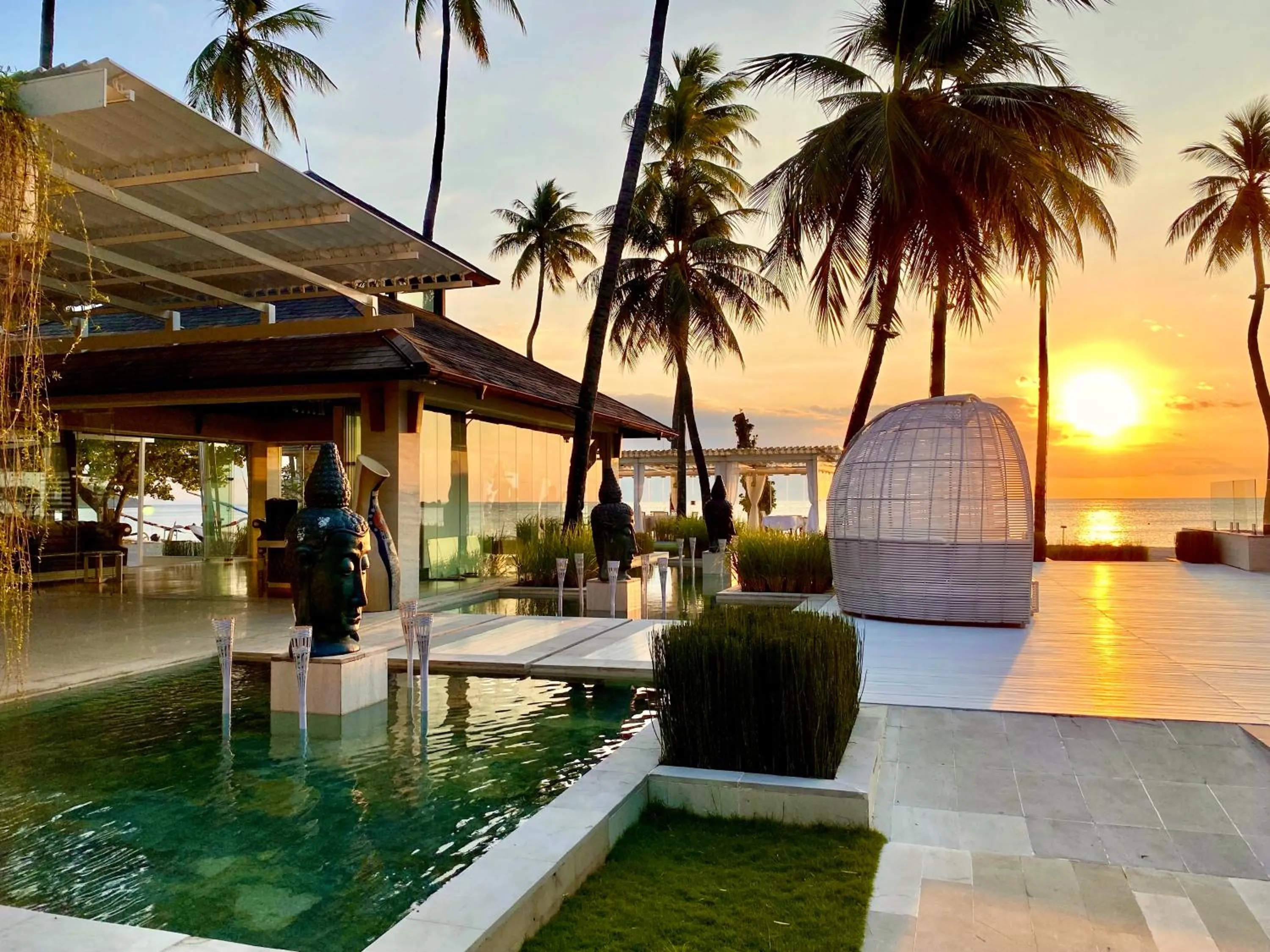 Sunset in Seven Secrets by Hanging Gardens