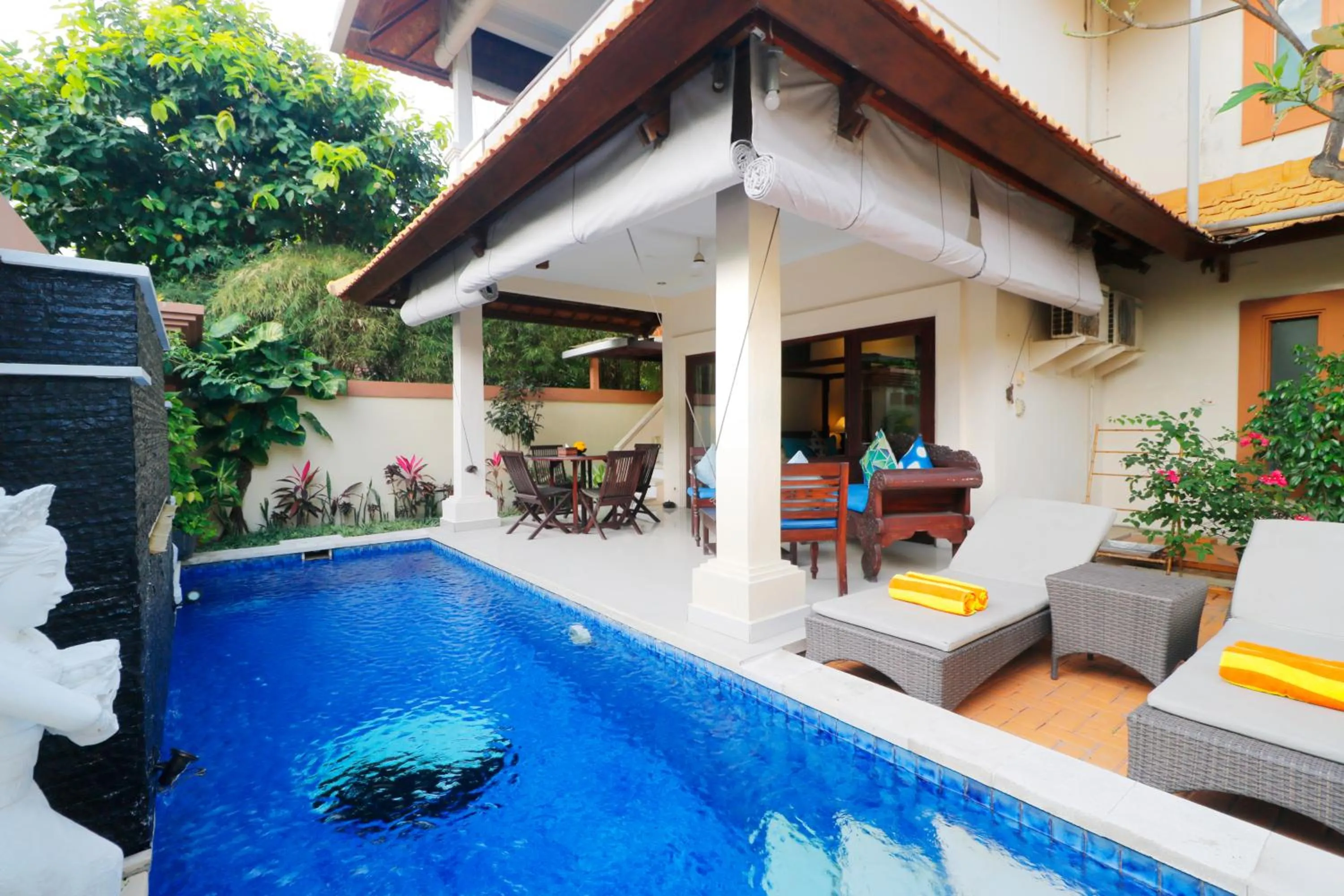 Pool view in Heliconia Villa