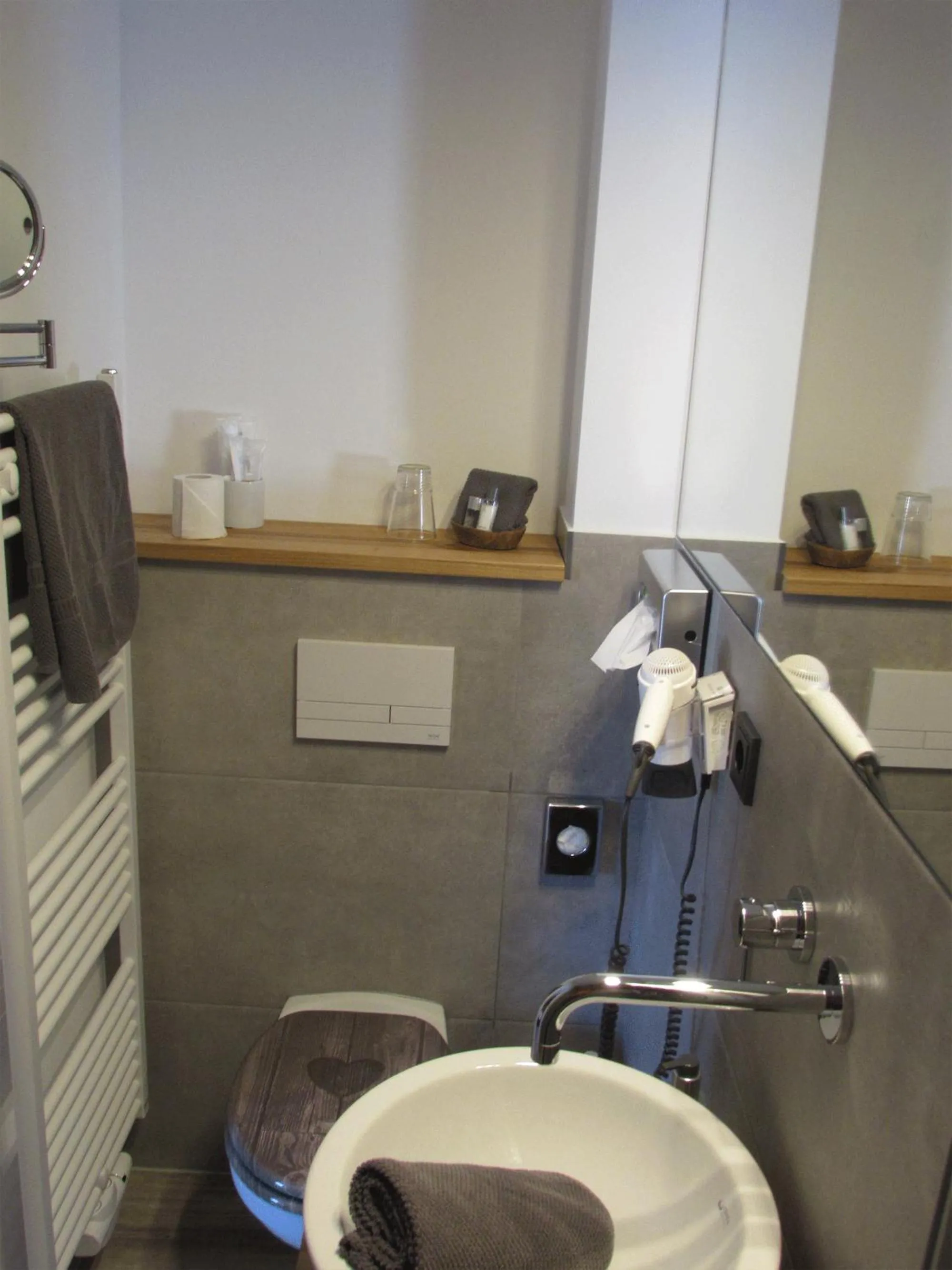 Bathroom in Hotel Weilerhof