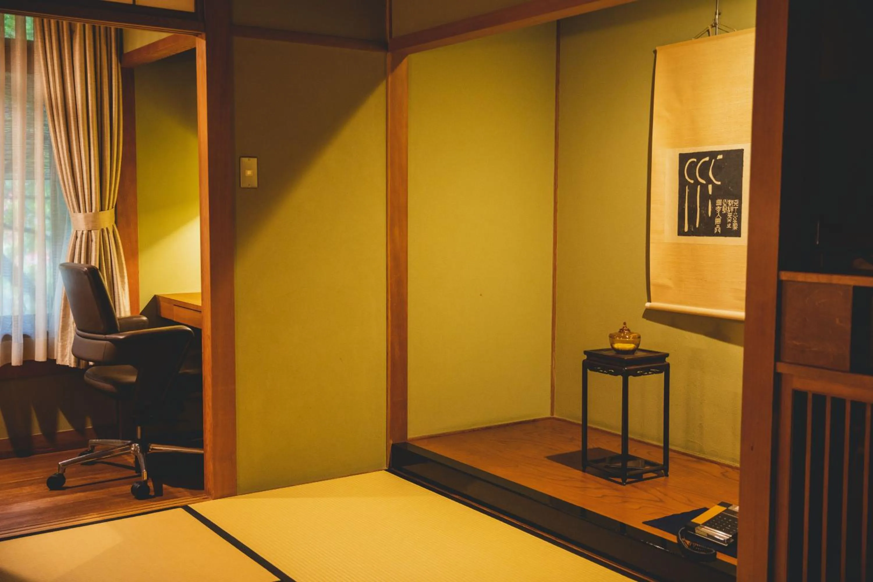 Photo of the whole room, Bed in Arima Onsen Tocen Goshobo