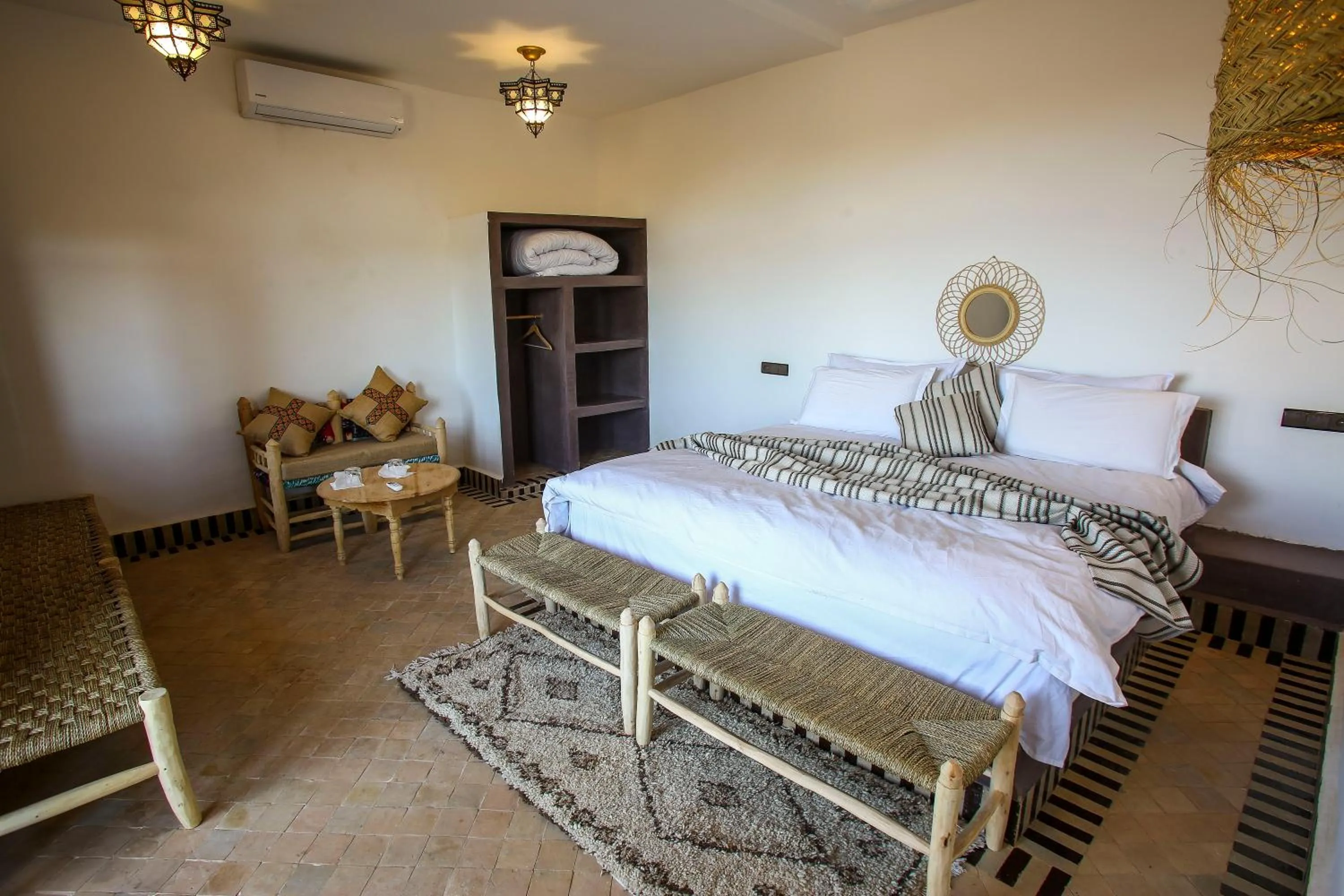 Bed in RiadSuerteloca Merzouga