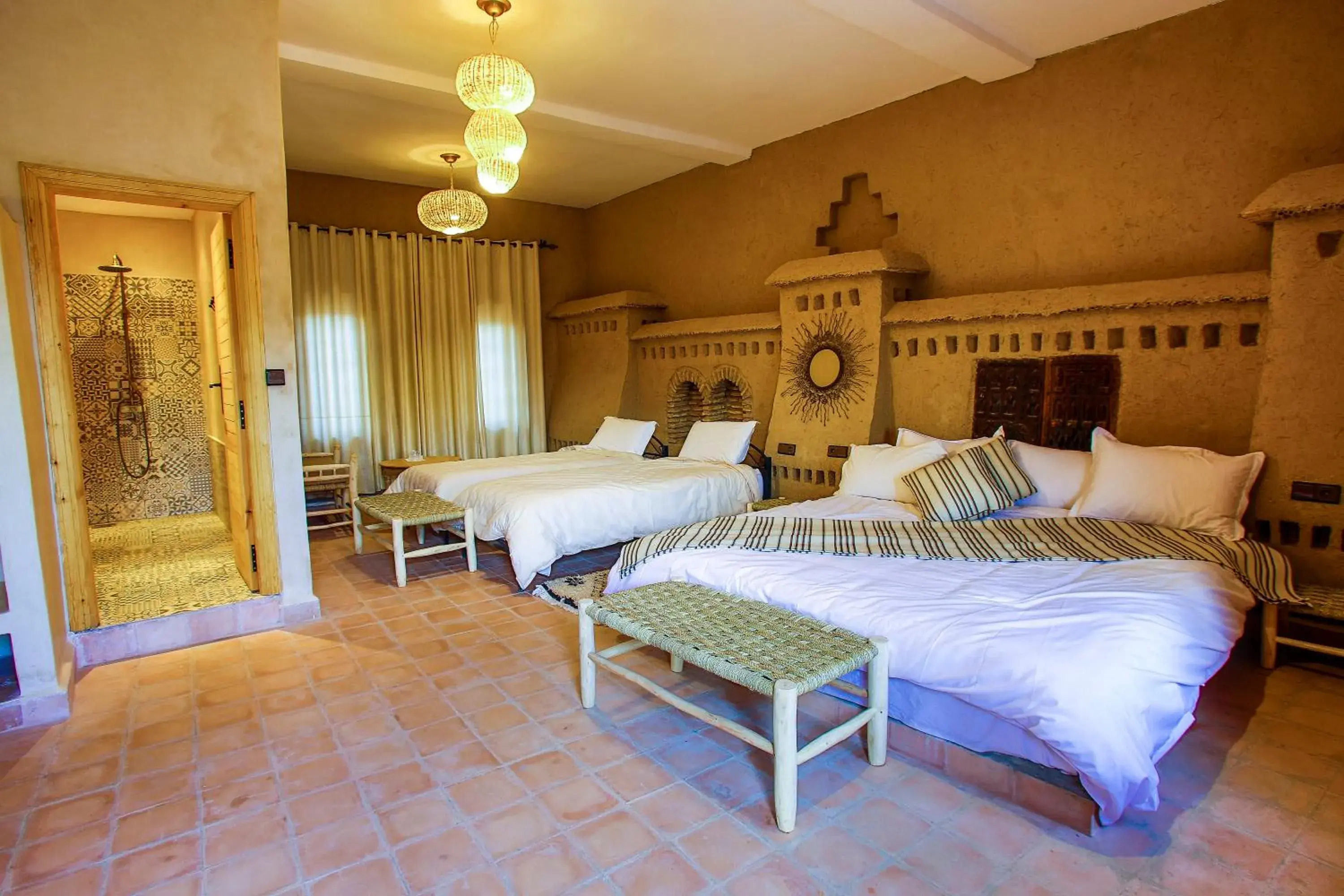 Quadruple Room with Private Bathroom in RiadSuerteloca Merzouga Quadruple Room with Private Bathroom in RiadSuerteloca Merzouga