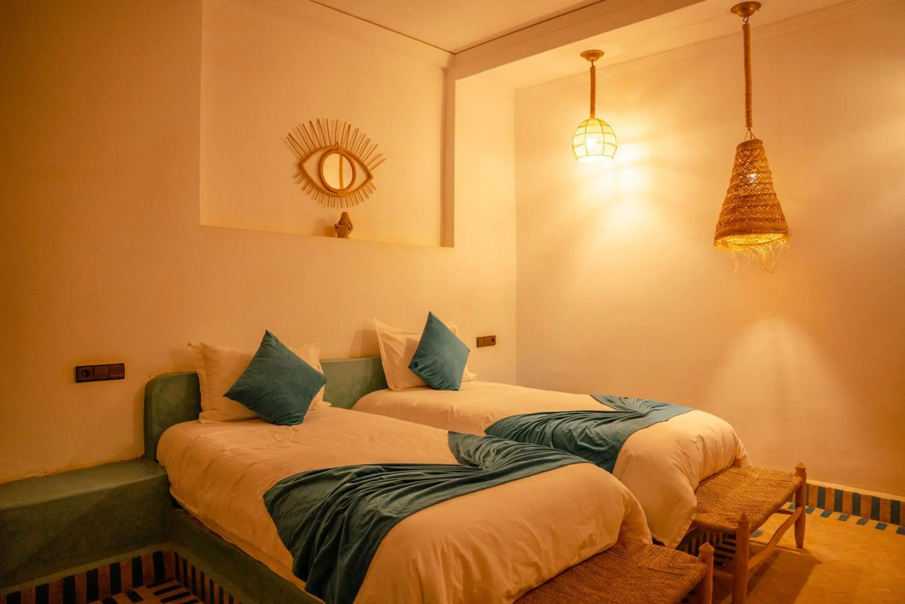 Twin Room with Private Bathroom in RiadSuerteloca Merzouga Twin Room with Private Bathroom in RiadSuerteloca Merzouga