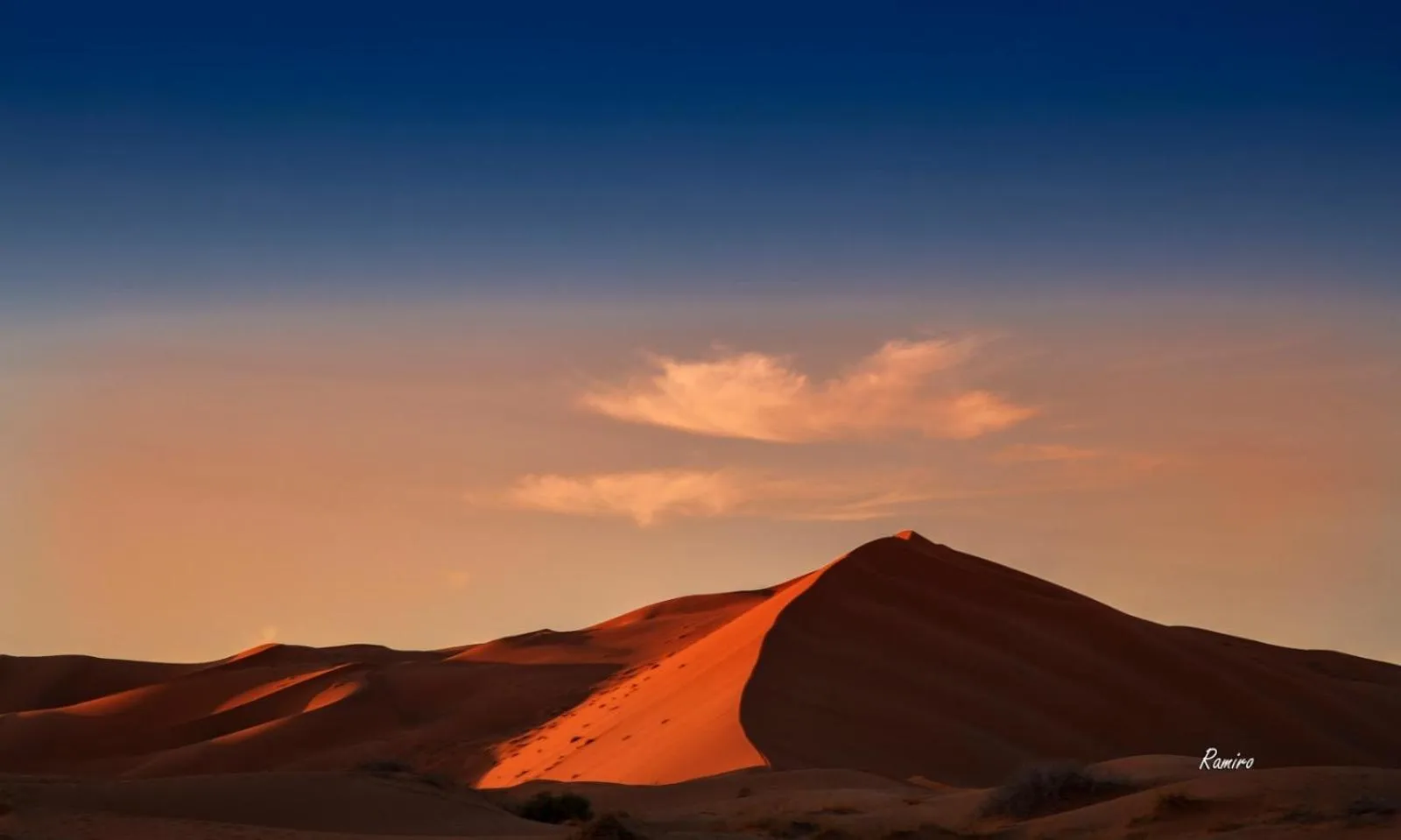 Sunrise in RiadSuerteloca Merzouga