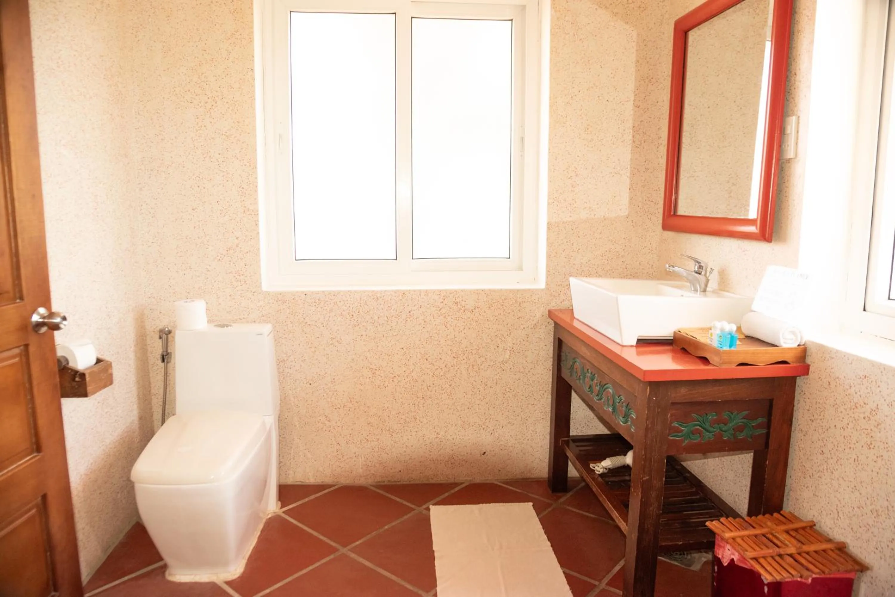 Shower in Full Moon Village Resort