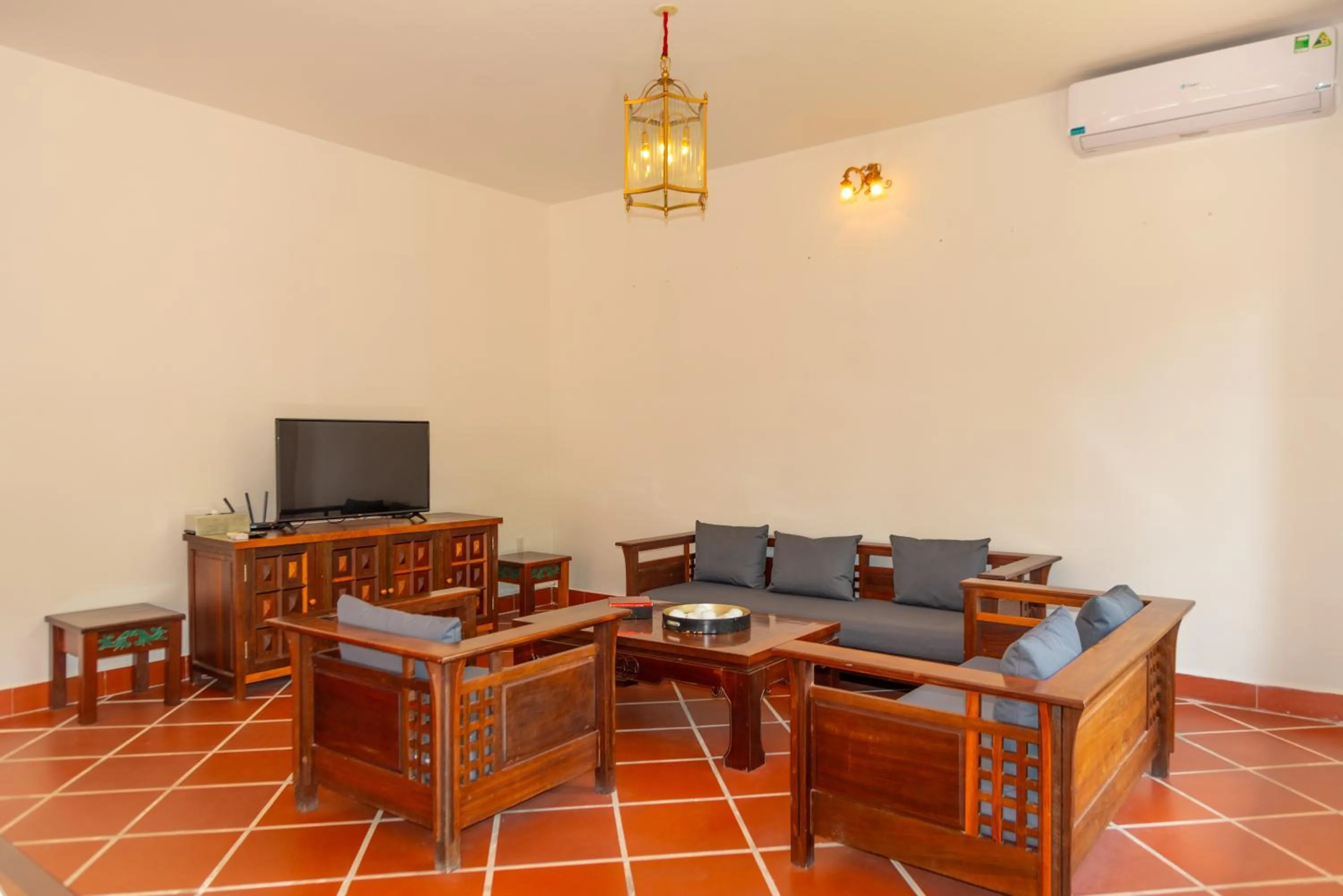 TV and multimedia in Full Moon Village Resort