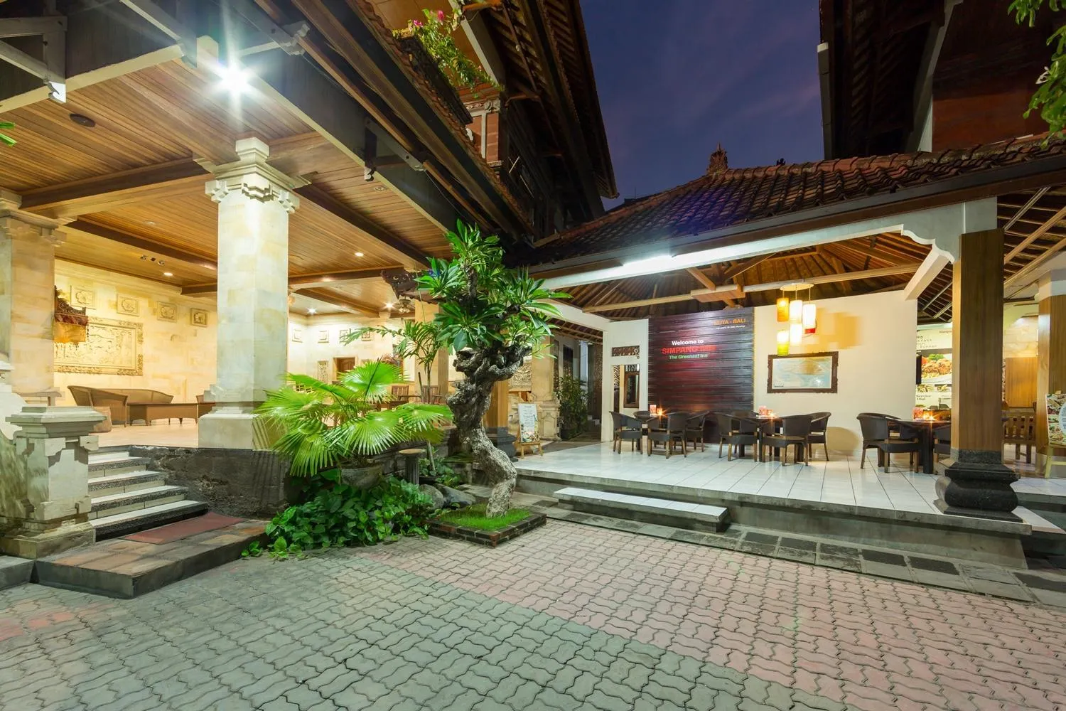 Lobby or reception in Simpang Inn Hotel