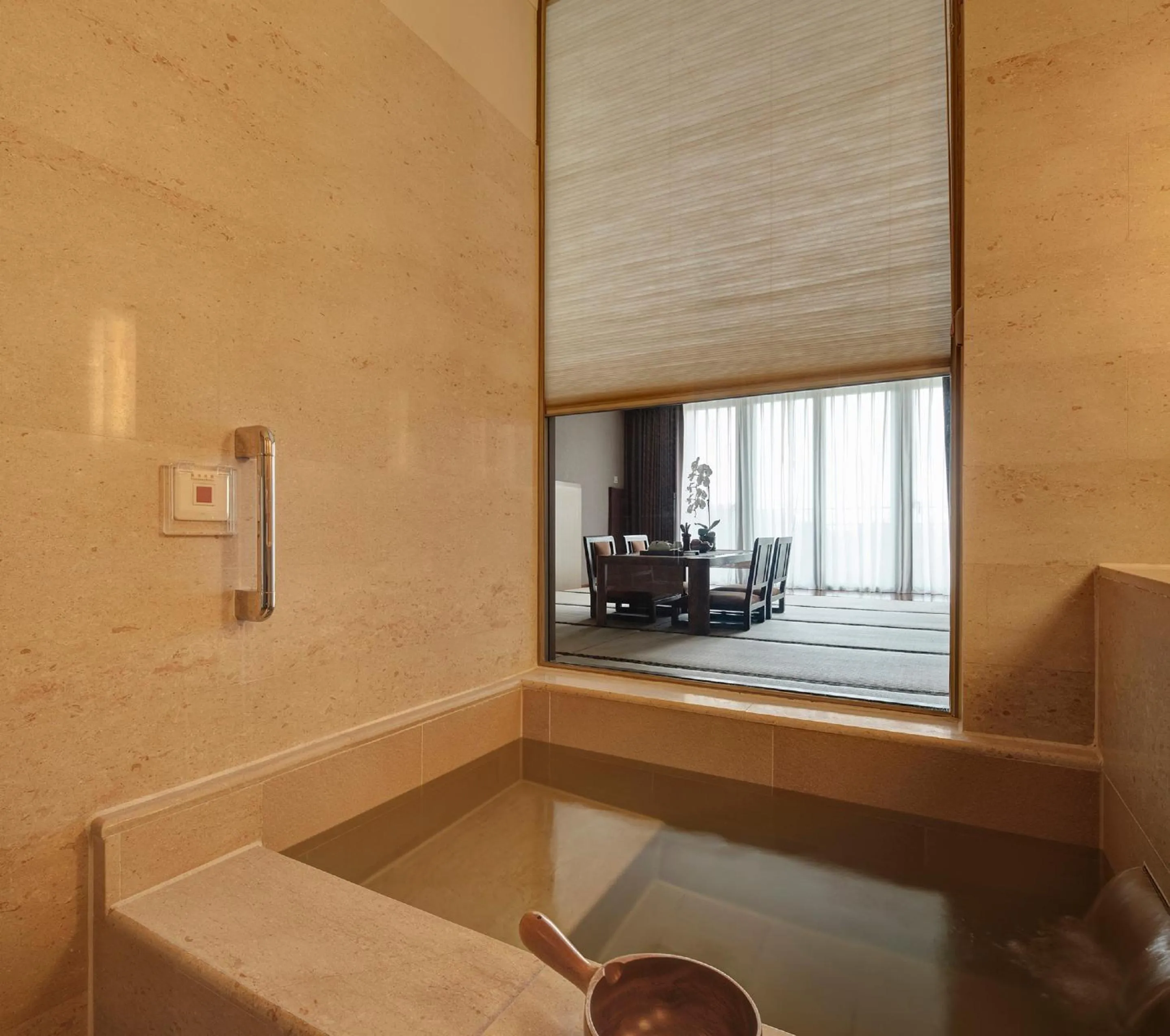 Bathroom in Fleur de Chine Hotel