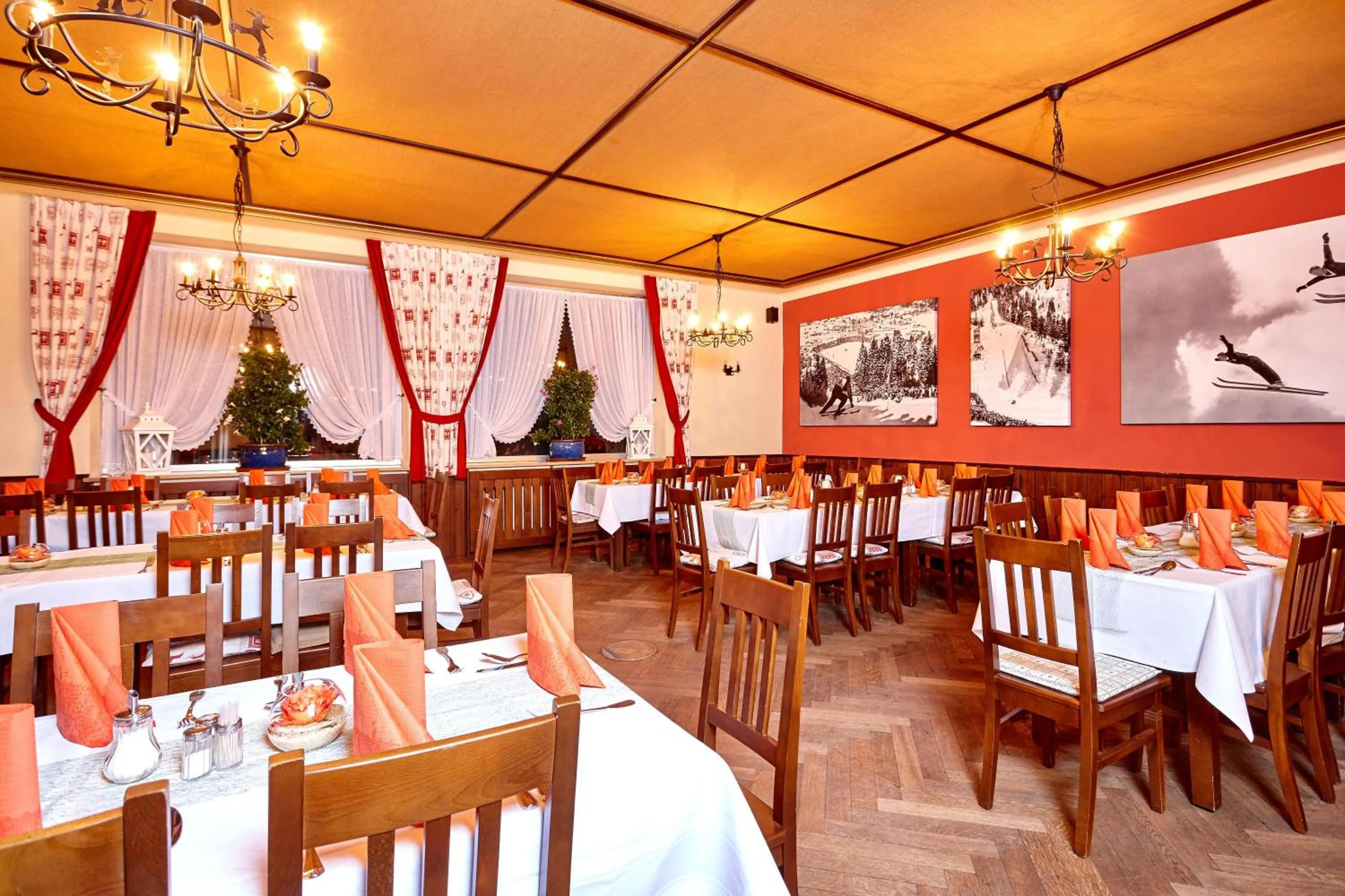 Restaurant/places to eat in Olympiahaus