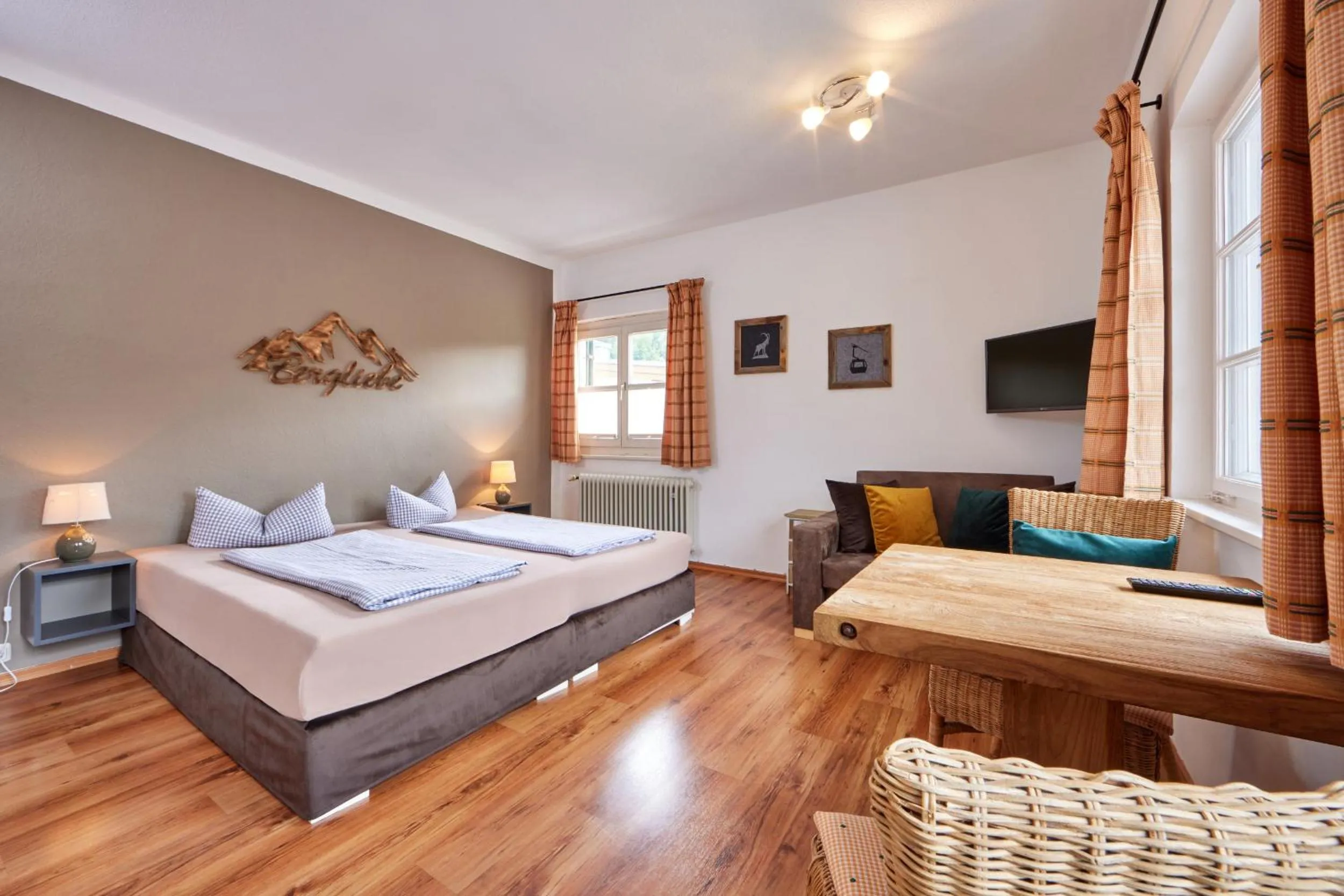 Photo of the whole room, Bed in Olympiahaus