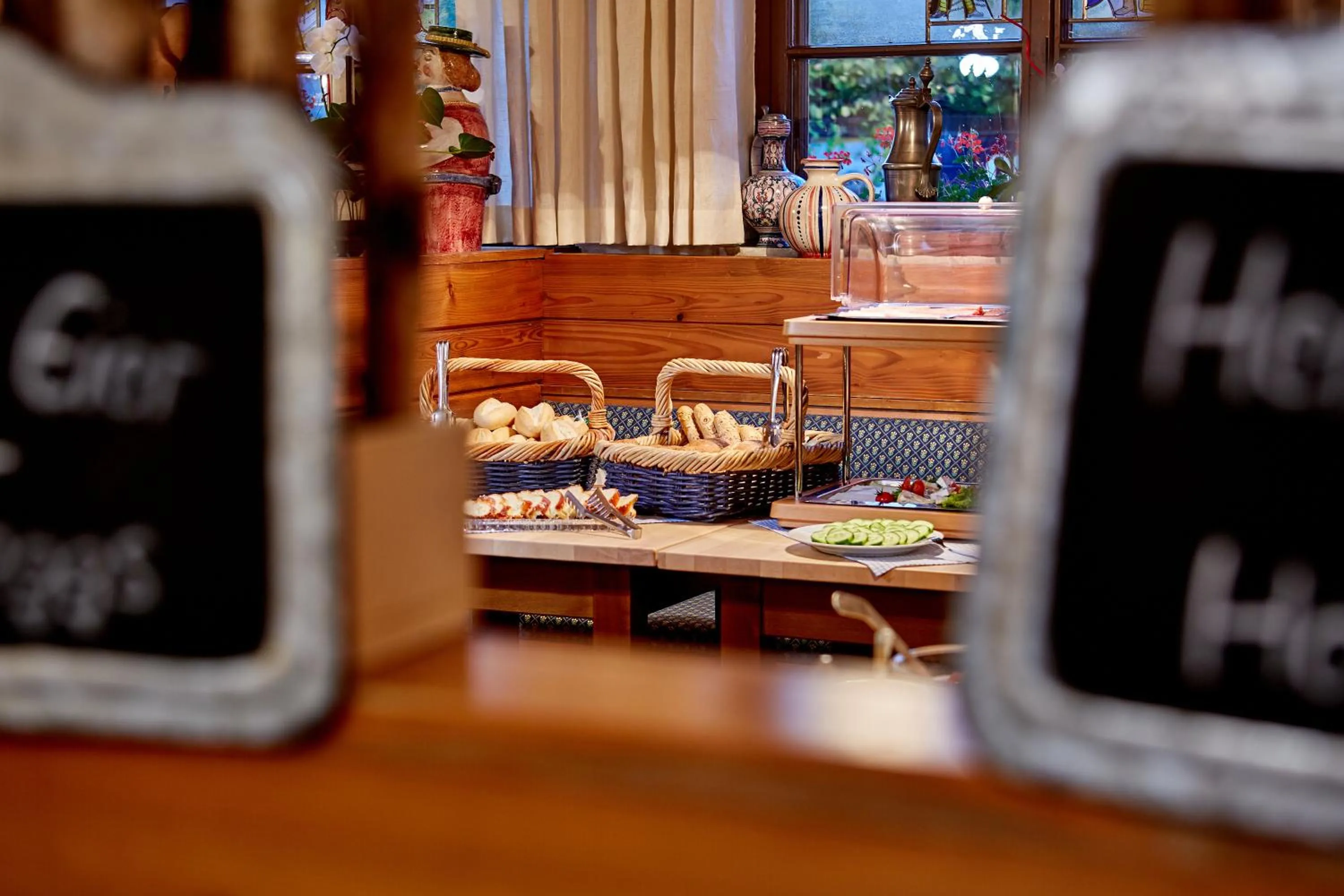 Decorative detail in Olympiahaus