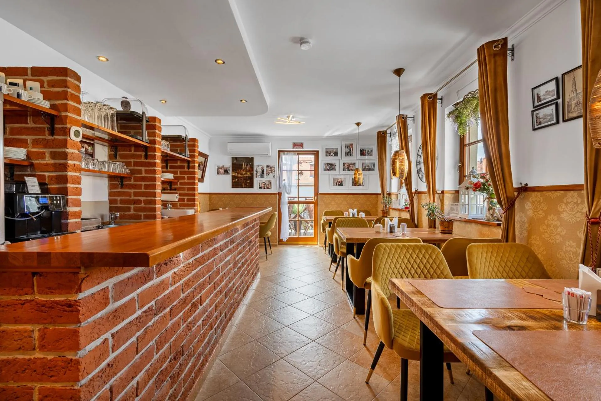 Lounge or bar in Pensjonat Miejski