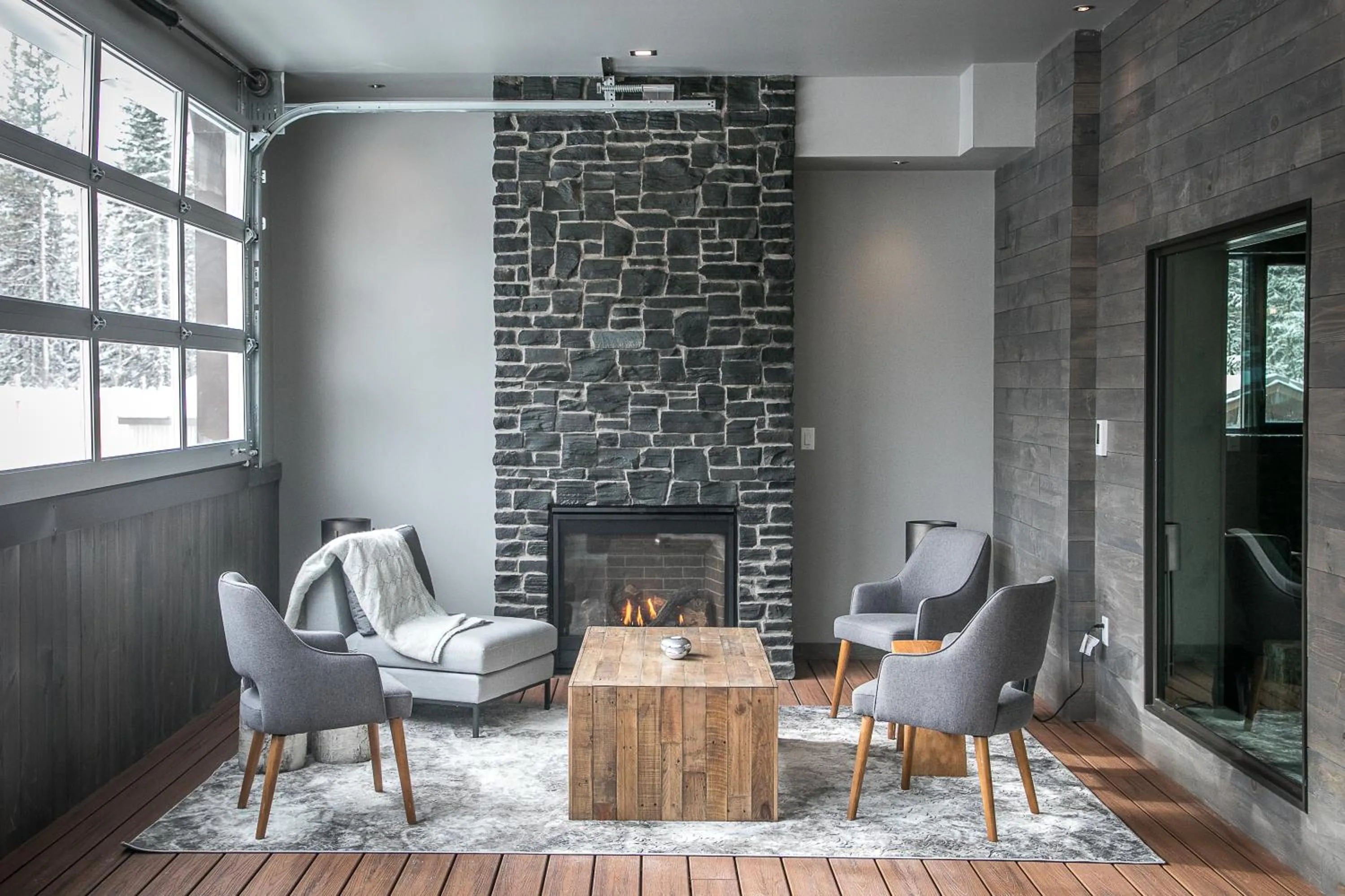 Spa and wellness centre/facilities, Seating Area in Crosswaters Resort at Kananaskis