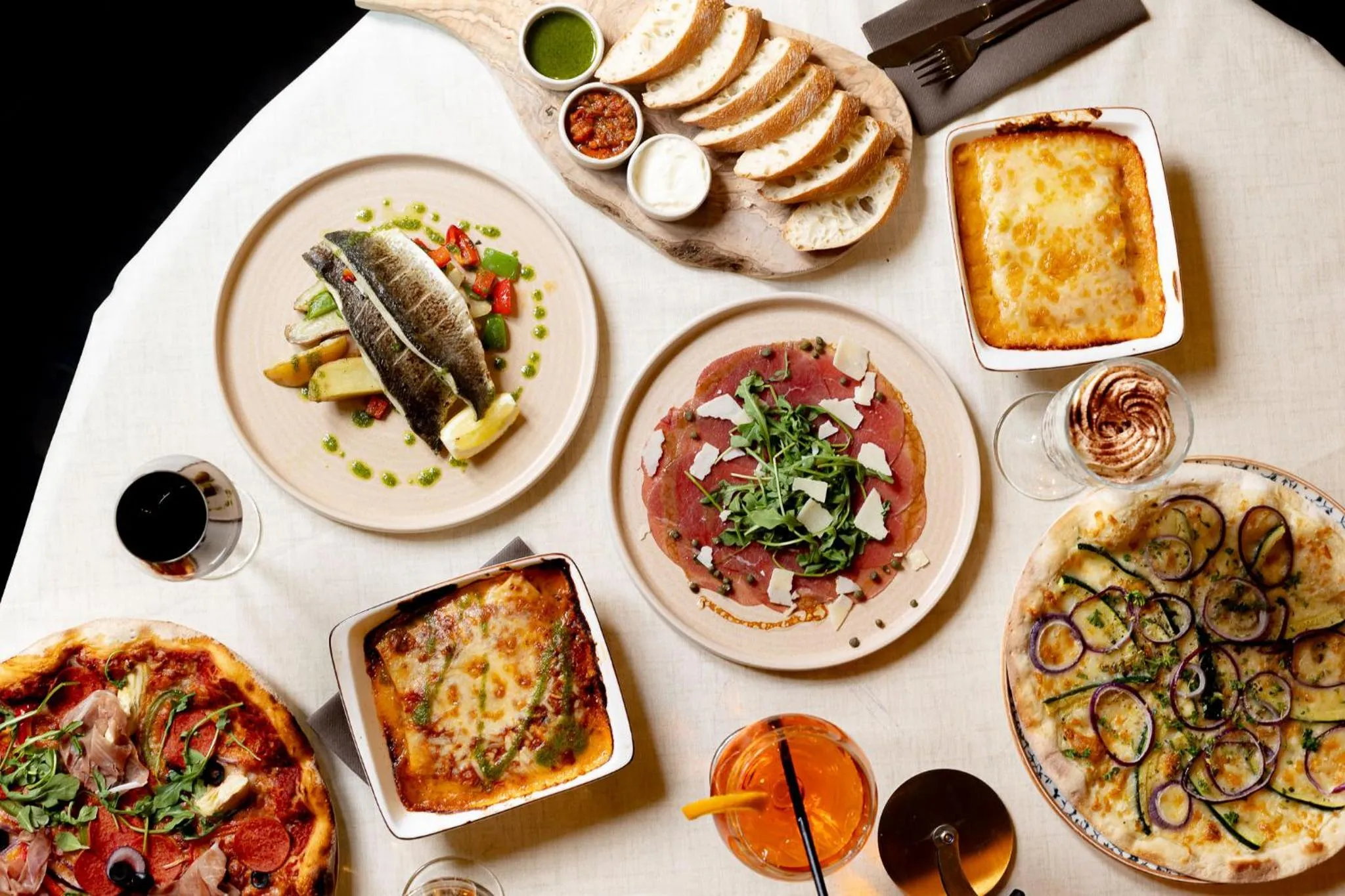 Restaurant/places to eat in Center Parcs Vossemeren