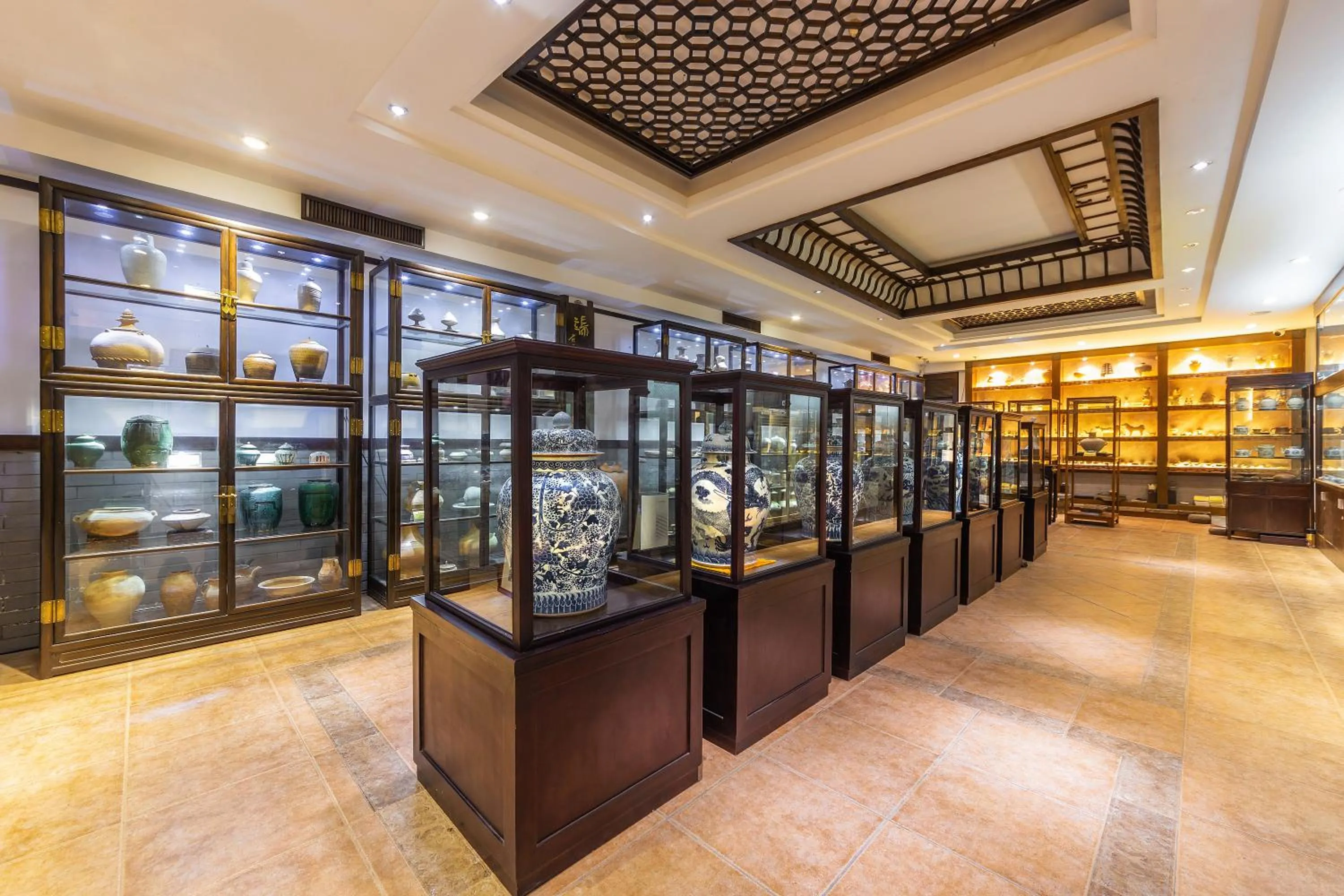 Decorative detail in Aroma Tea House