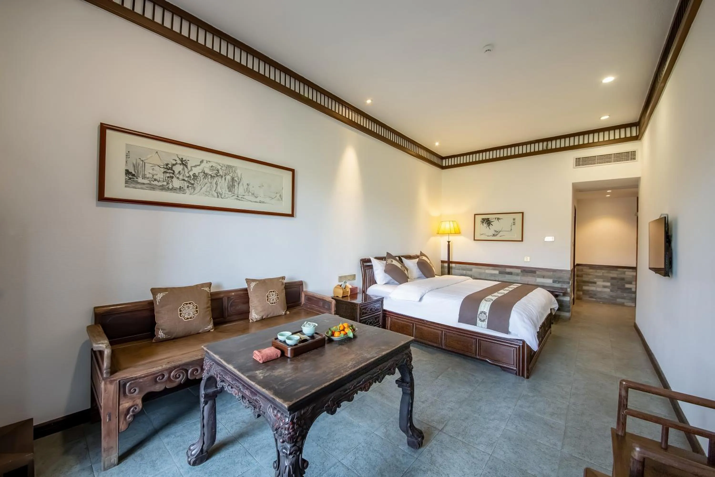 Photo of the whole room, Bed in Aroma Tea House