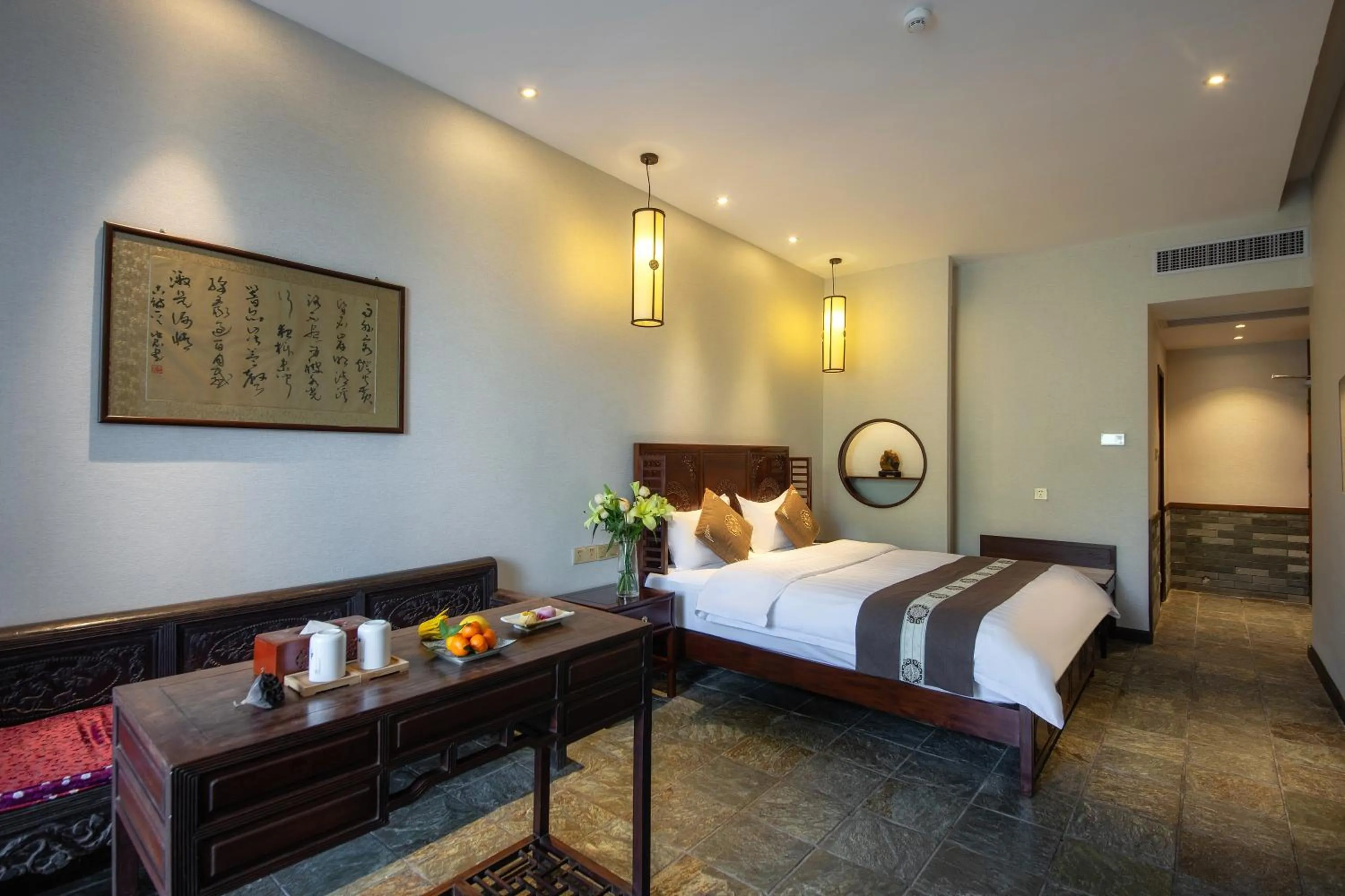 Photo of the whole room, Bed in Aroma Tea House