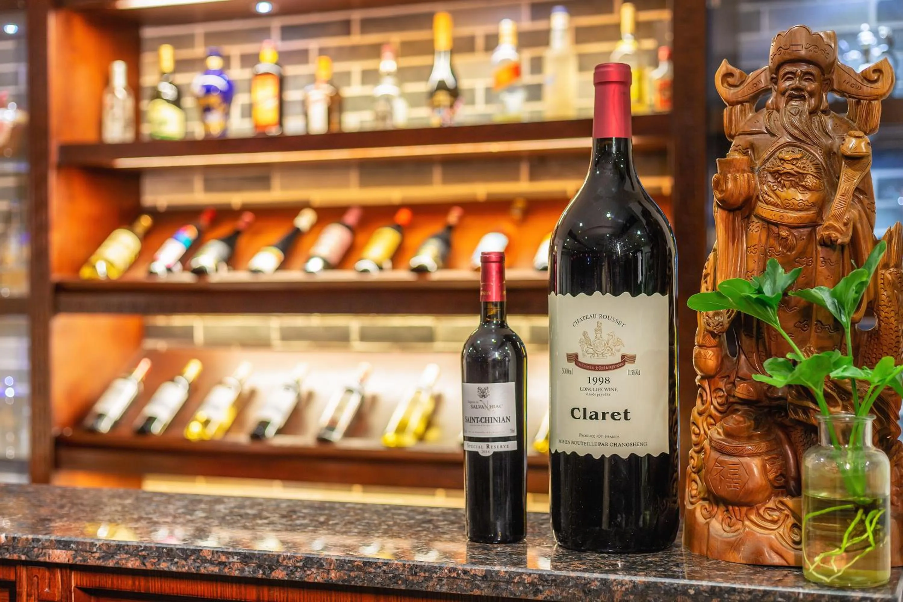 Alcoholic drinks in Aroma Tea House