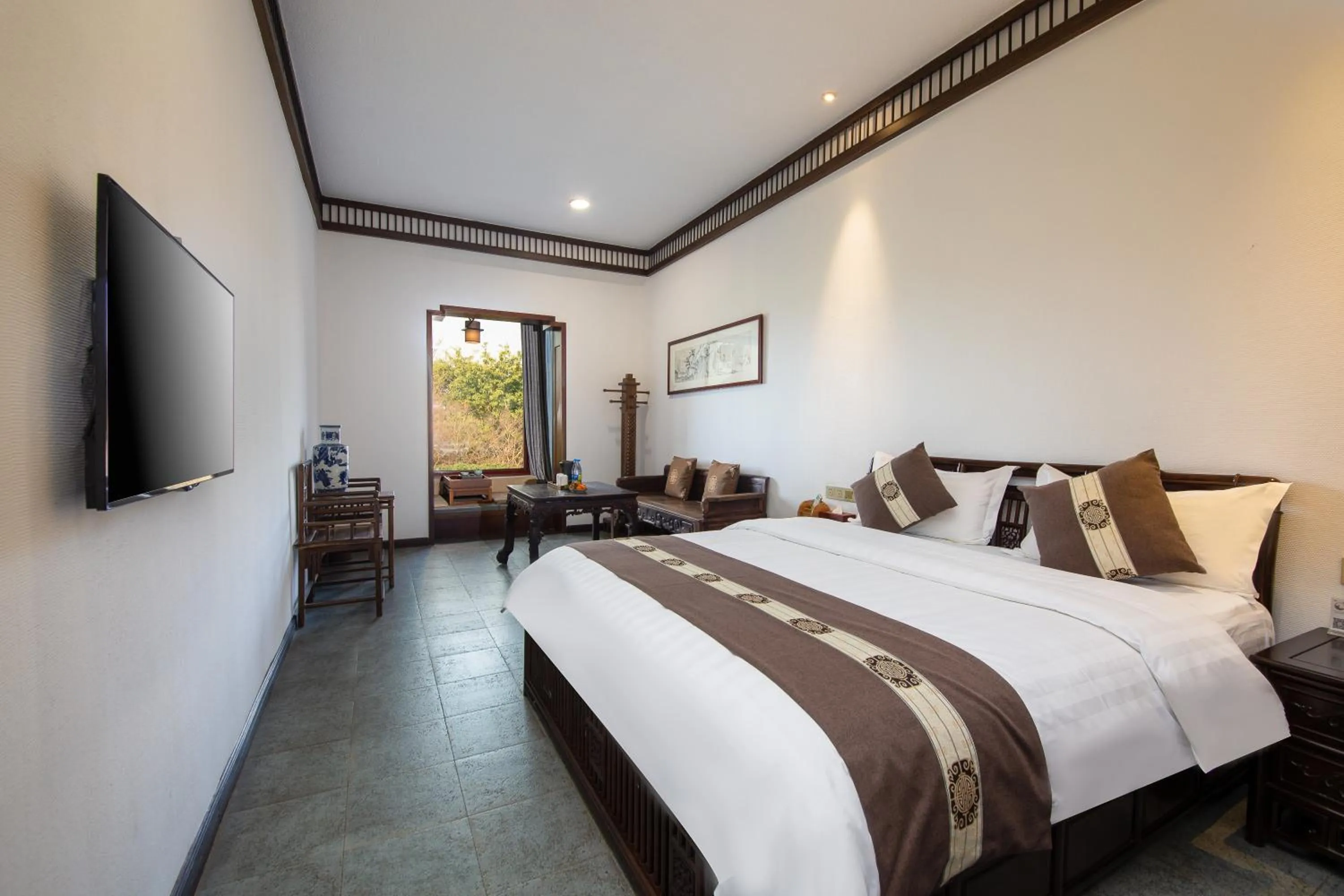 Photo of the whole room, Bed in Aroma Tea House