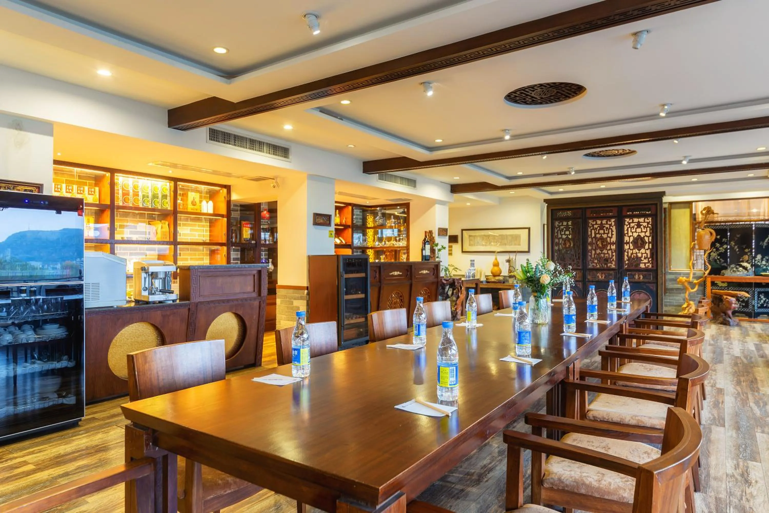 Restaurant/places to eat in Aroma Tea House