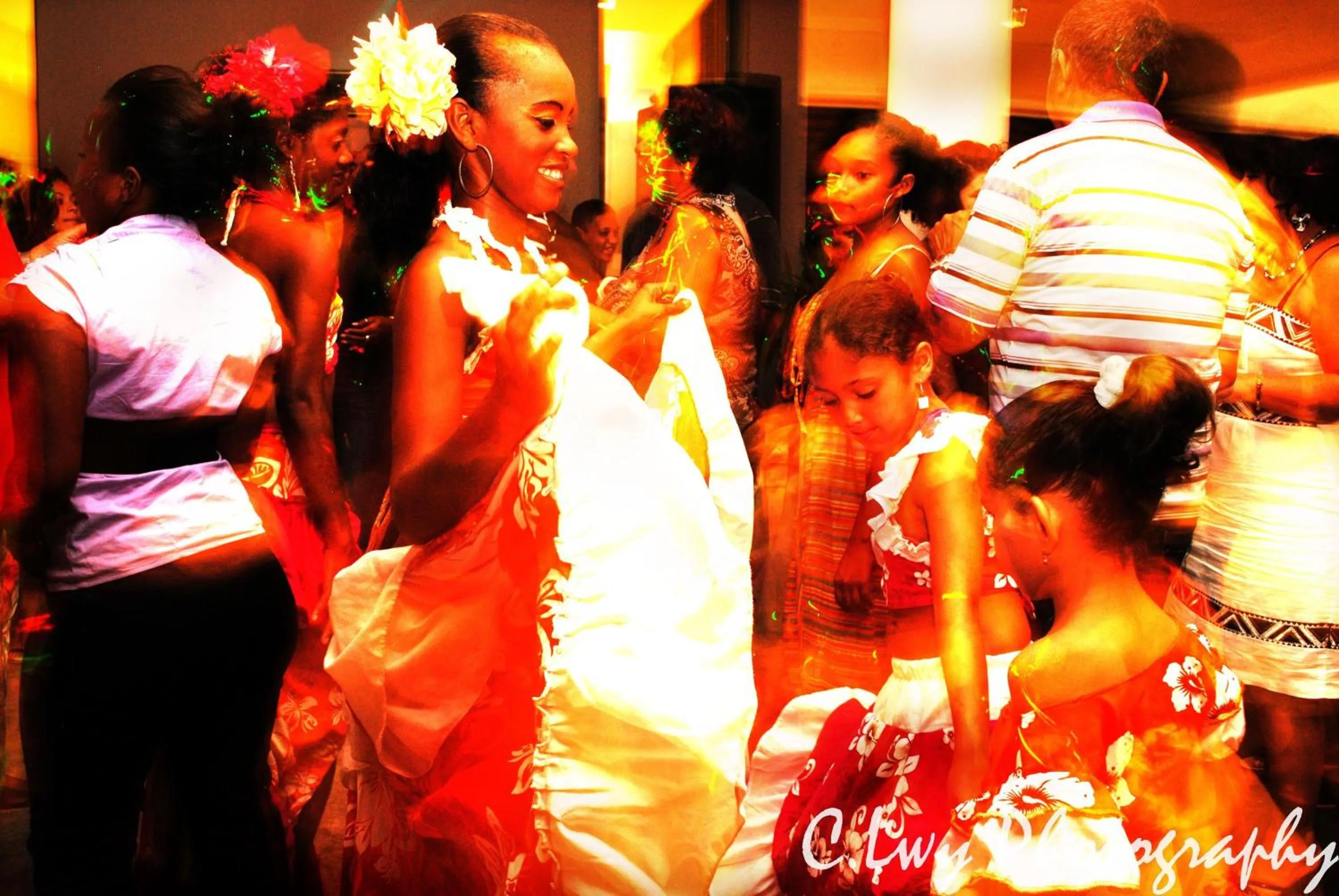 Evening entertainment in Casa Florida Hotel & Spa