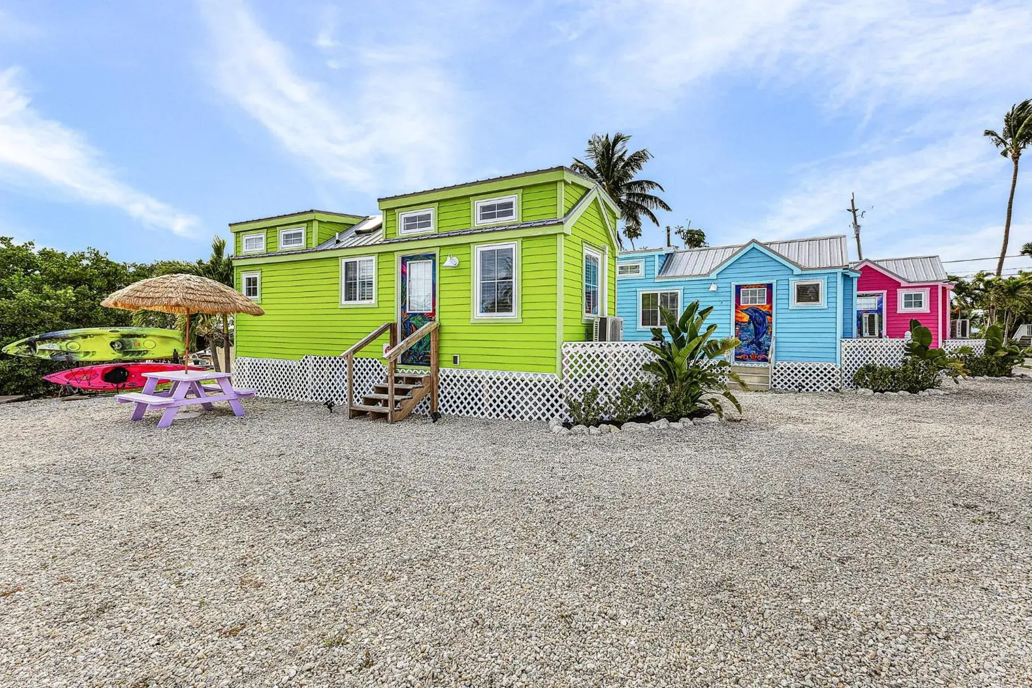 Caravan in Matlacha Tiny Village Caravan in Matlacha Tiny Village