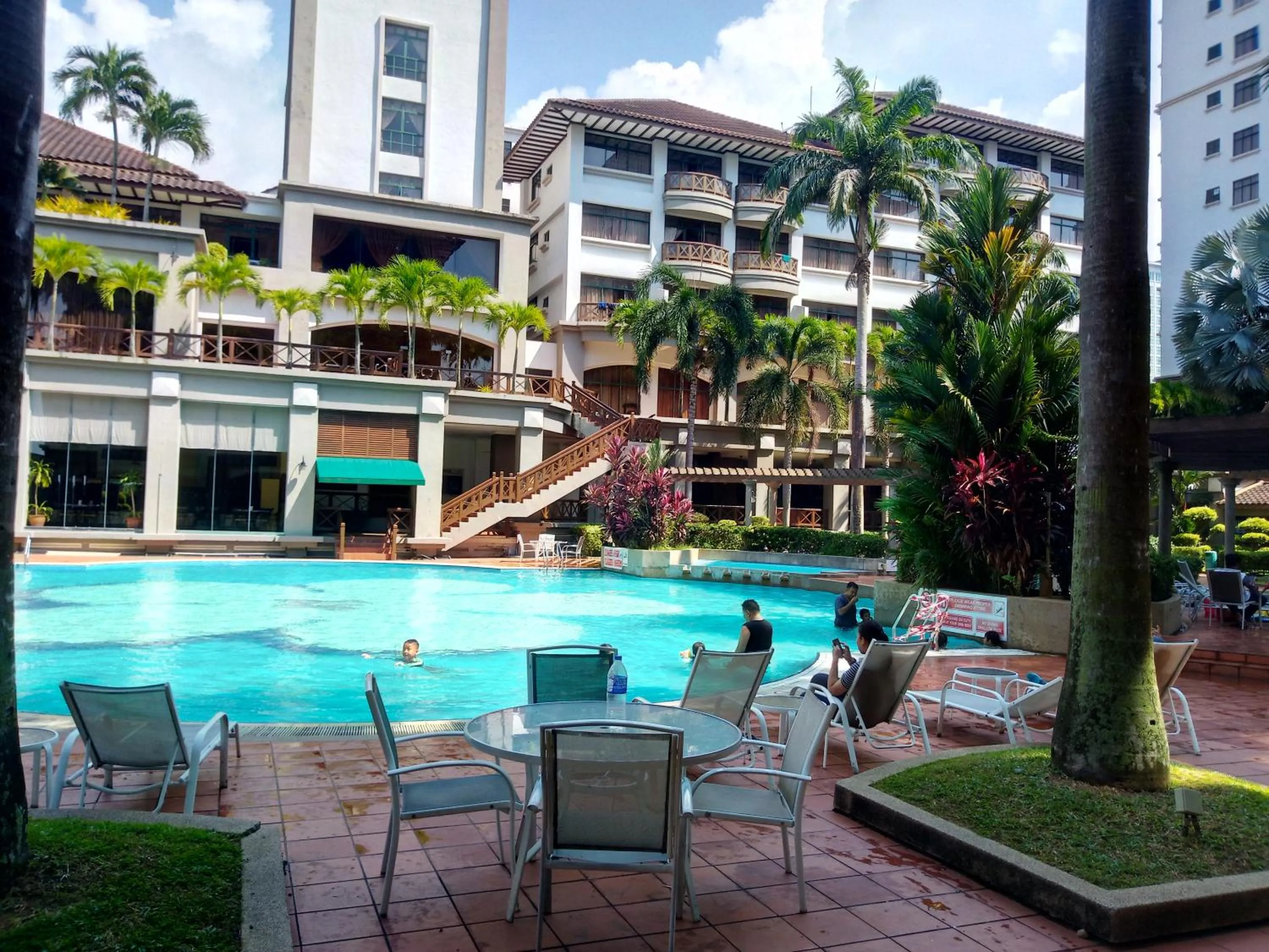 Swimming pool in Costa Mahkota Melaka - Family Homestay